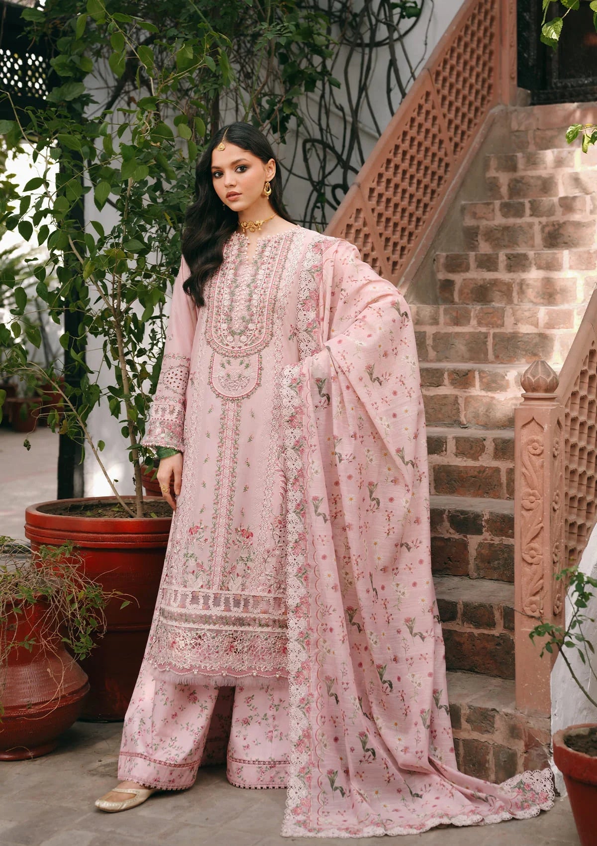 Kahf EK Fasana Luxury Lawn'26 KLB-3A DILNASHEEN