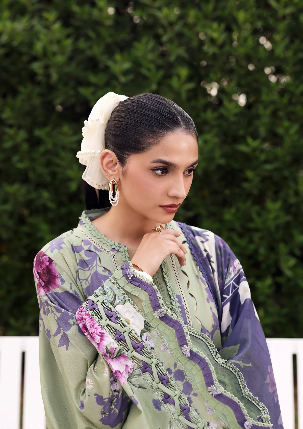 mohsin-saeed-fabrics-is-selling-online-and-in stores-Luxury-daily-wear-wedding-wear-formal-wear-in-budgeted-price-This-product-is-from-elaf-belladore-prints-lawn26-epa-04b-vienna is-available-on-Mohsin-saeed-fabrics-website.