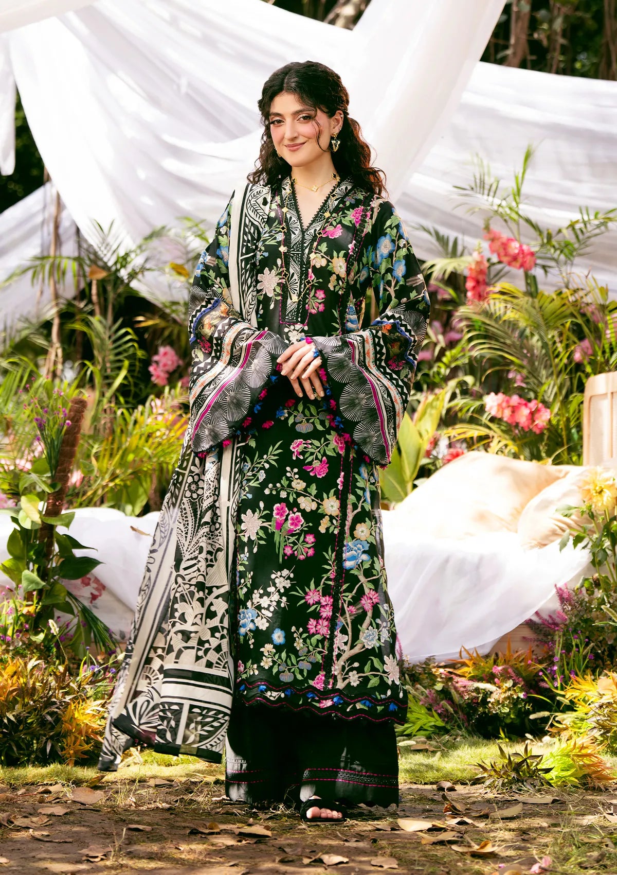 mohsin-saeed-fabrics-designer-daily-wear-formal-and-wedding-suits-within-budget-This-product-is-from-elaf-prints-lawn25-vol-2-eps-8b-ela-rose-is-available-on-Mohsin-saeed-fabrics-website.