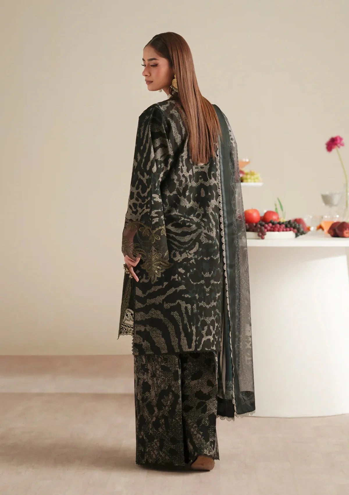 Bin Ilyas Jojo Summer '26 D-82A