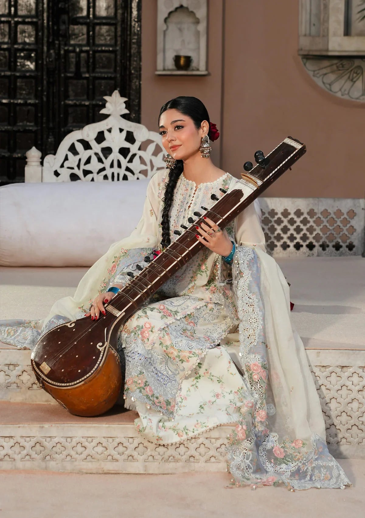 Kahf EK Fasana Luxury Lawn'26 KLB-2A NEELOFAR