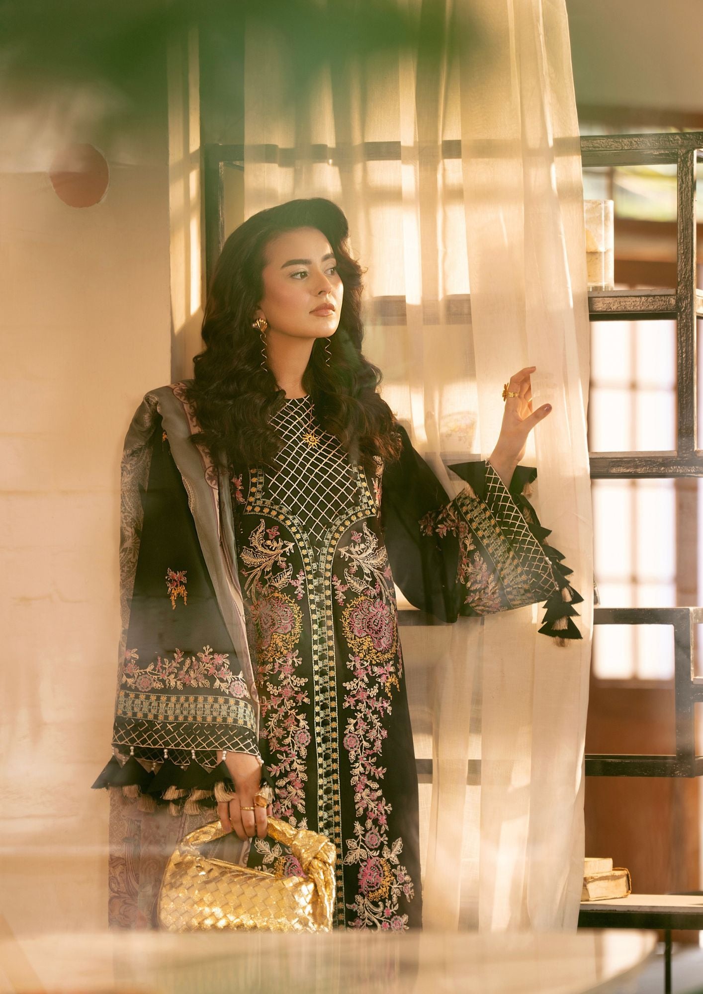 mohsin-saeed-fabrics-affordable-luxury-outfits-for-daily-formal-and-wedding-wear-This-product-is-from-tana-bana-sunday-bloom-print-emb25-is-available-on-Mohsin-saeed-fabrics-website.