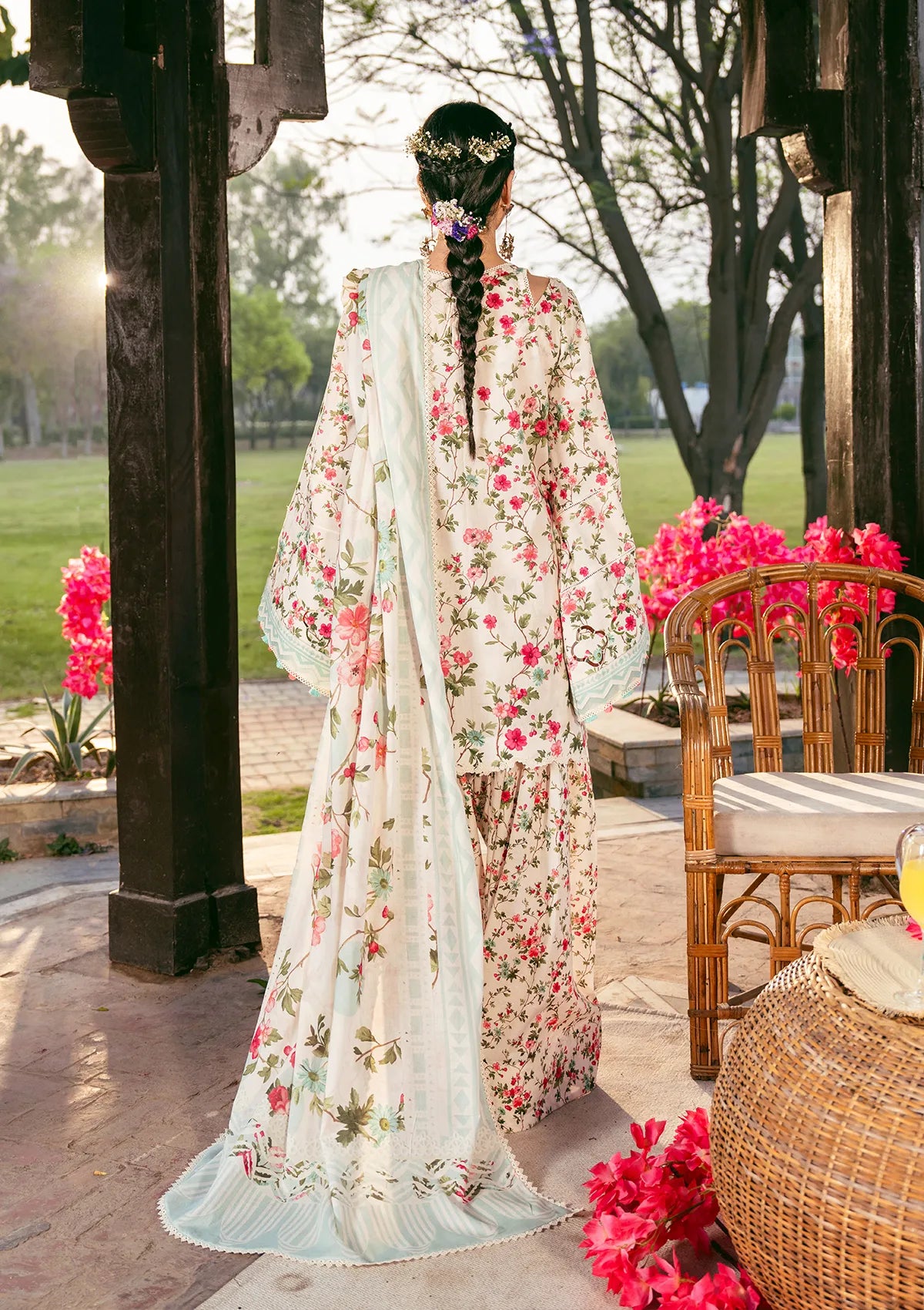 mohsin-saeed-fabrics-designer-daily-wear-formal-and-wedding-suits-within-budget-This-product-is-from-elaf-prints-lawn25-vol-2-eps-3b-day-bloom-is-available-on-Mohsin-saeed-fabrics-website.