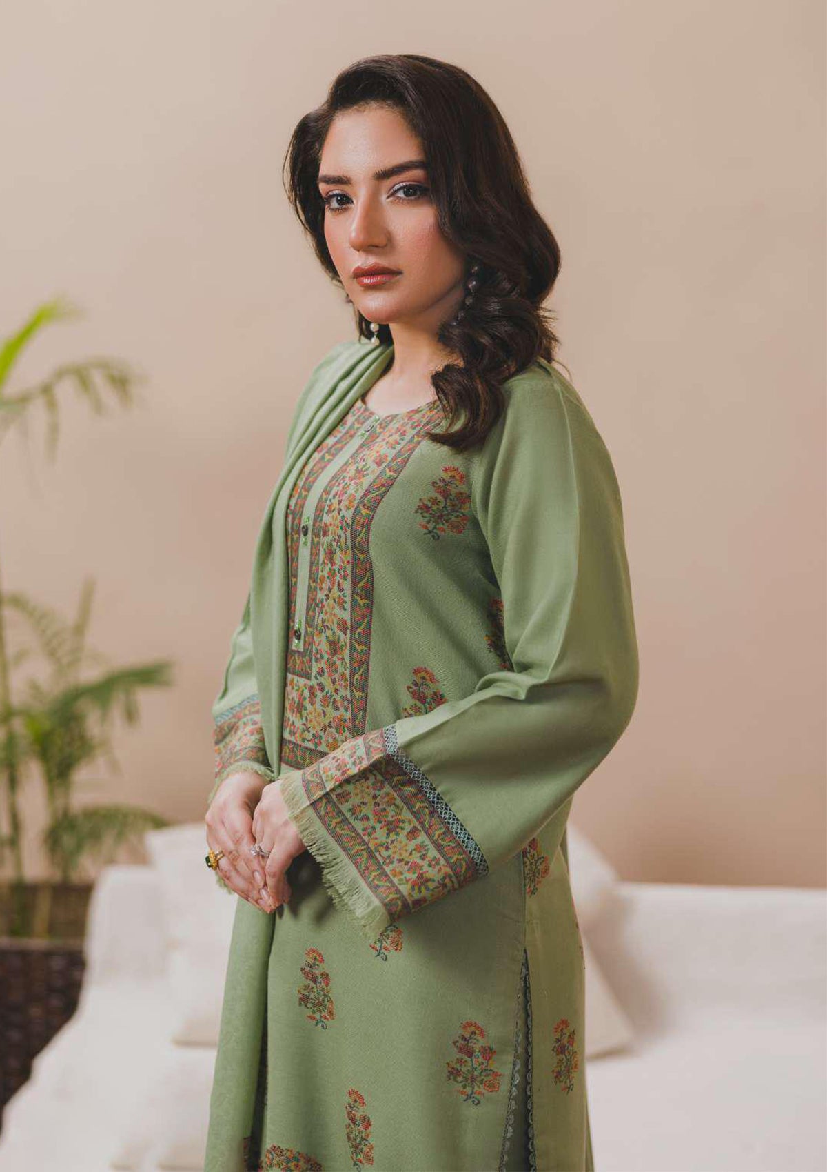 mohsin-saeed-fabrics-designer-daily-wear-formal-and-wedding-suits-within-budget-This-product-is-from-peridot-pashmina-kani25-pr-477-is-available-on-Mohsin-saeed-fabrics-website.