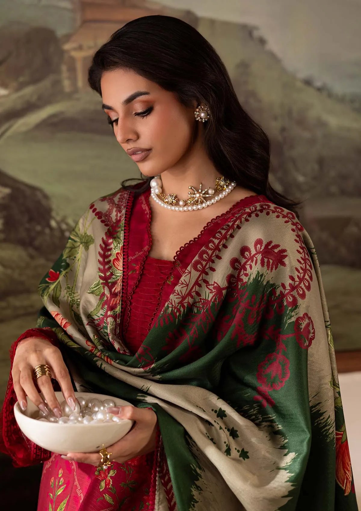 mohsin-saeed-fabrics-is-selling-online-and-in stores-Luxury-daily-wear-wedding-wear-formal-wear-in-budgeted-price.This-product-is-from-nureh-signature-printed-linen25-sp-175-is-available-on-Mohsin-saeed-fabrics-website.