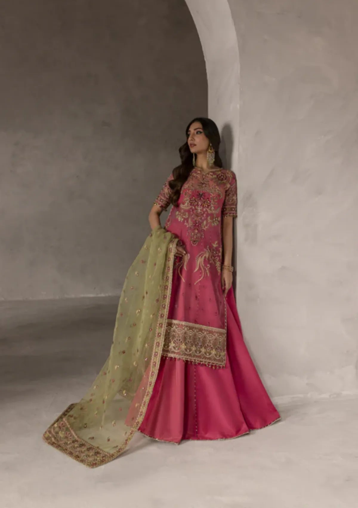 mohsin-saeed-fabrics-designer-daily-wear-formal-and-wedding-suits-within-budget-This-product-is-from-imran-ramzan-elysee25-orchidee-rosee-is-available-on-Mohsin-saeed-fabrics-website.