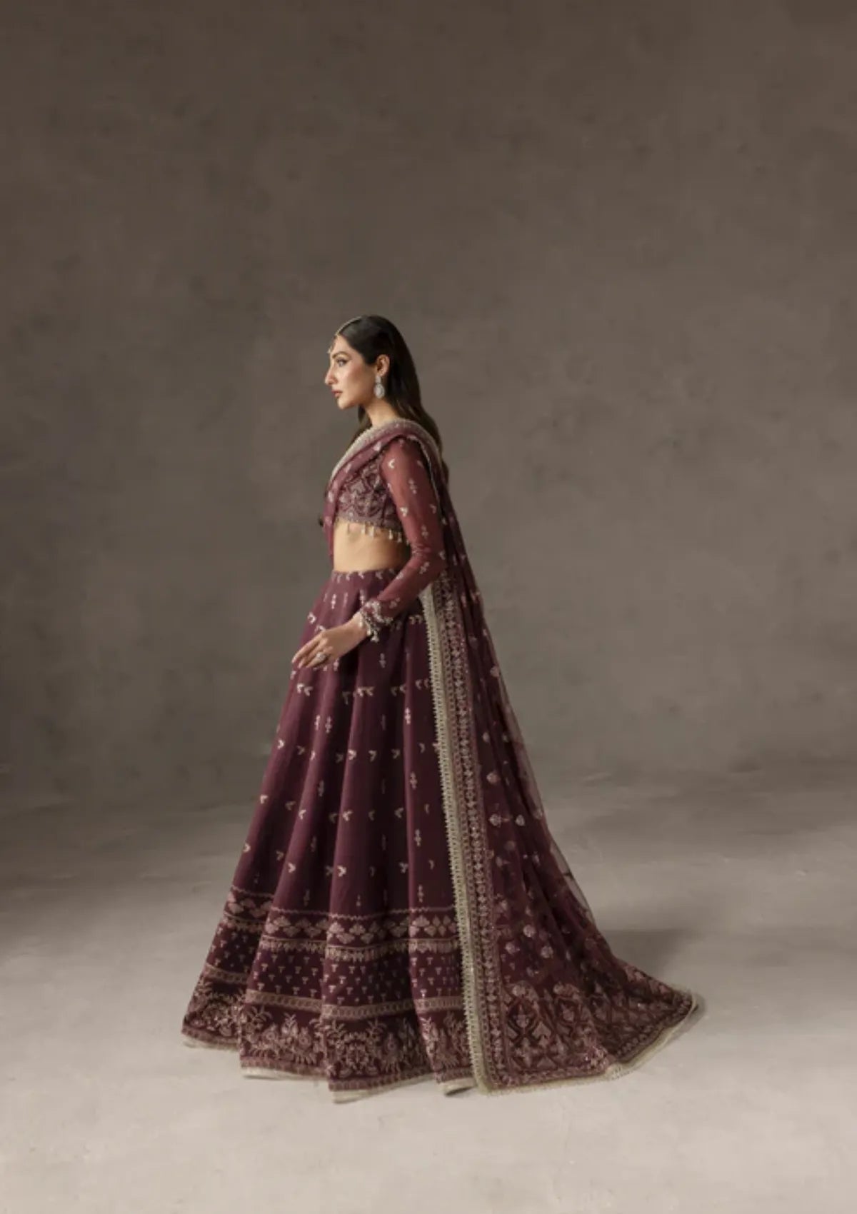 mohsin-saeed-fabrics-designer-daily-wear-formal-and-wedding-suits-within-budget-This-product-is-from-imran-ramzan-elysee25-iris-di-viola-is-available-on-Mohsin-saeed-fabrics-website.