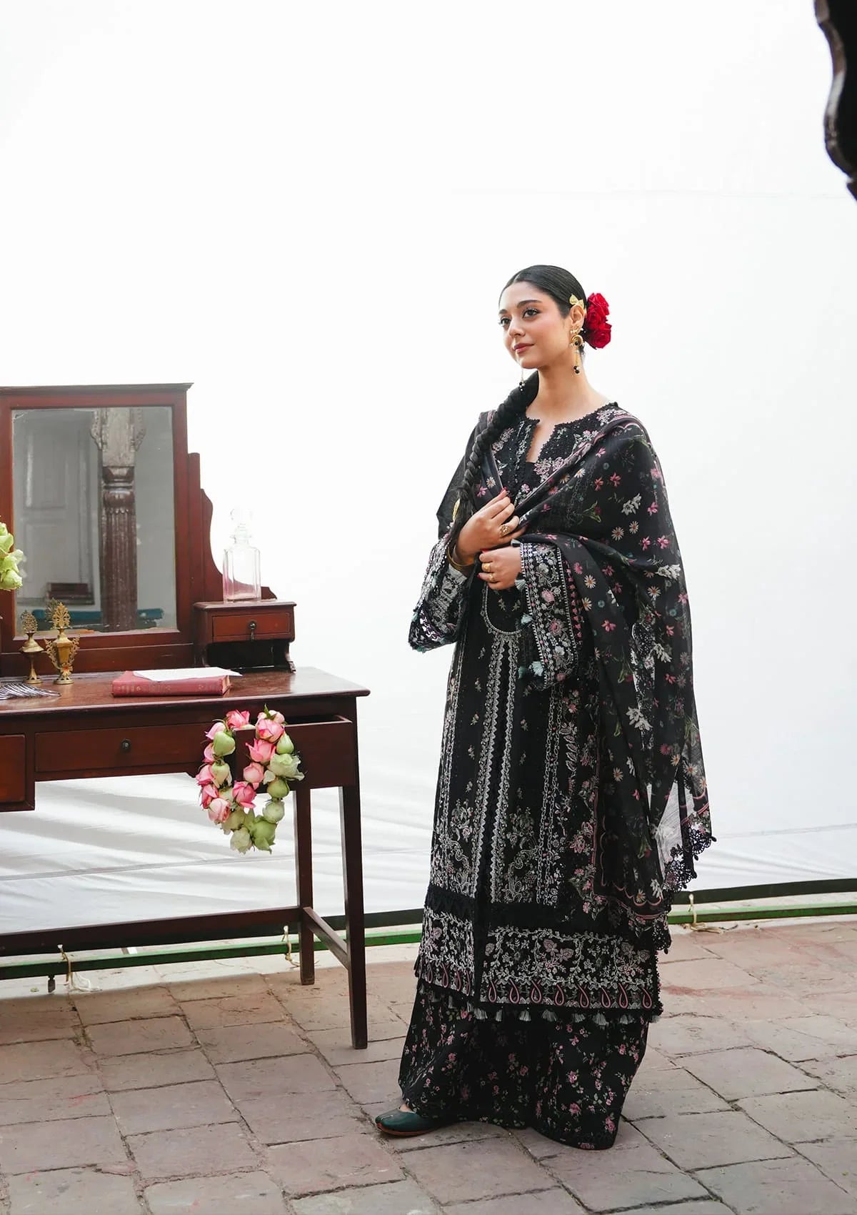 Kahf EK Fasana Luxury Lawn'26 KLB-3B SIYAARA