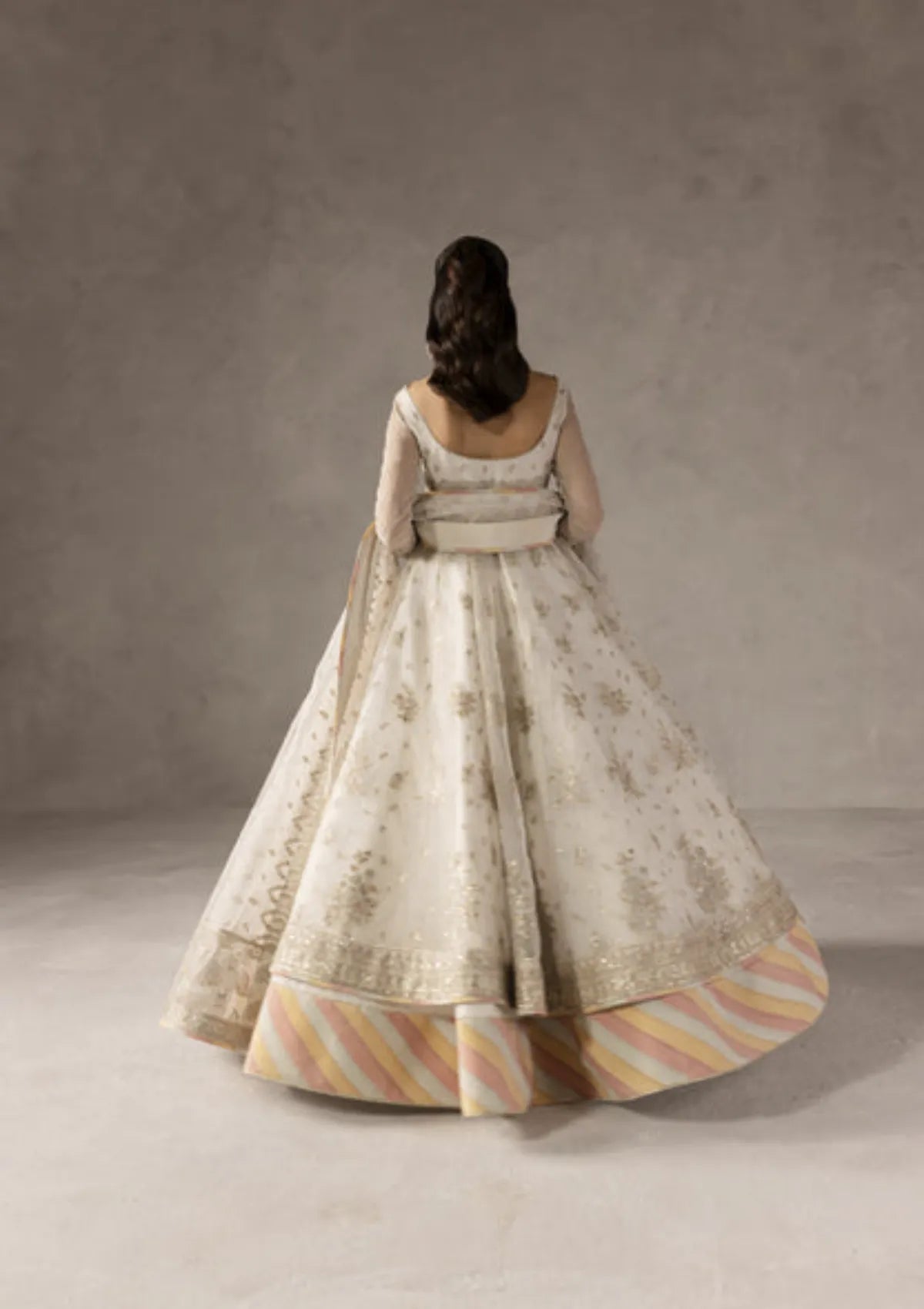 mohsin-saeed-fabrics-designer-daily-wear-formal-and-wedding-suits-within-budget-This-product-is-from-imran-ramzan-elysee25-fleur-de-lueur-is-available-on-Mohsin-saeed-fabrics-website.