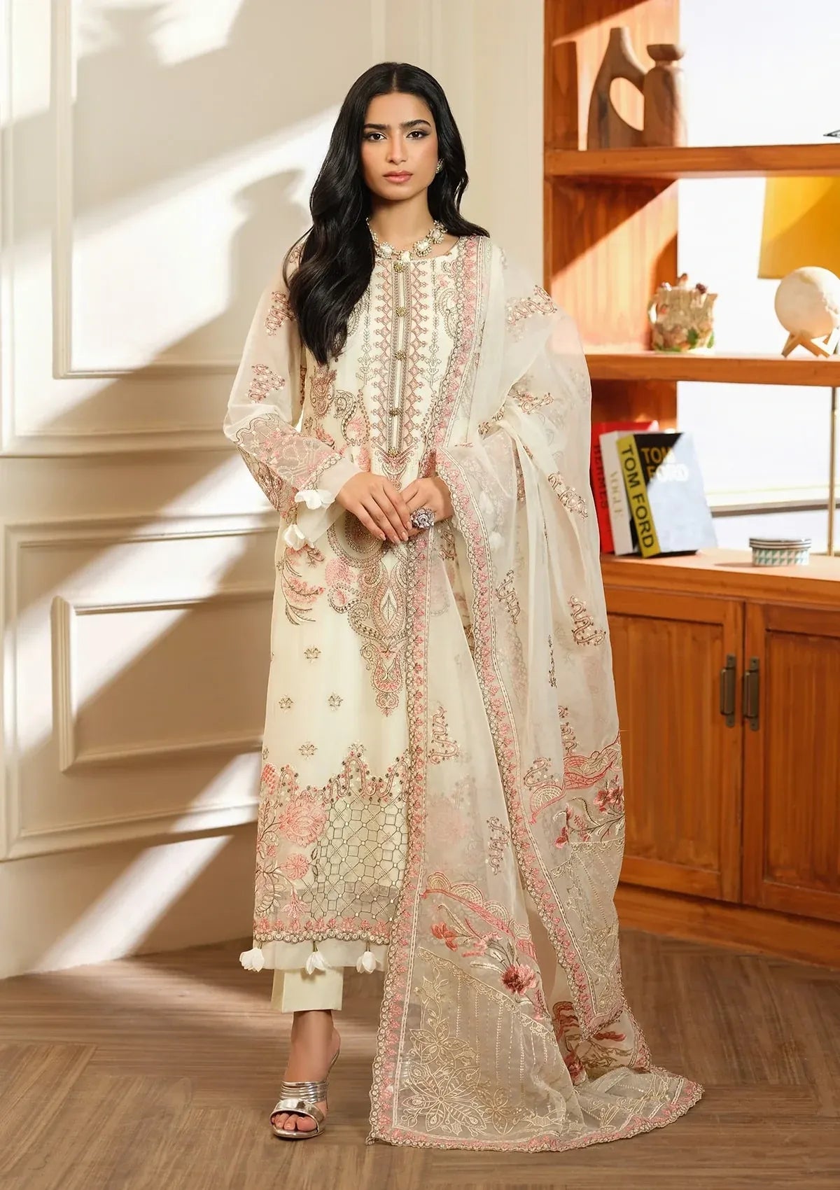 Waresha Formal Era'25 WFE-04 PEARL MIRAGE