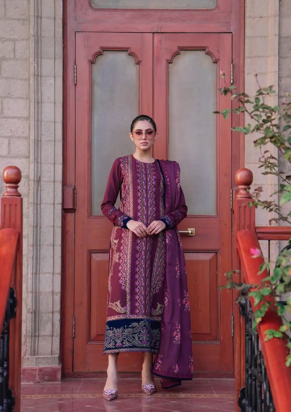 Saira Rizwan Luxury Winter'23 SR-02 ZAYNEM - Mohsin Saeed Fabrics