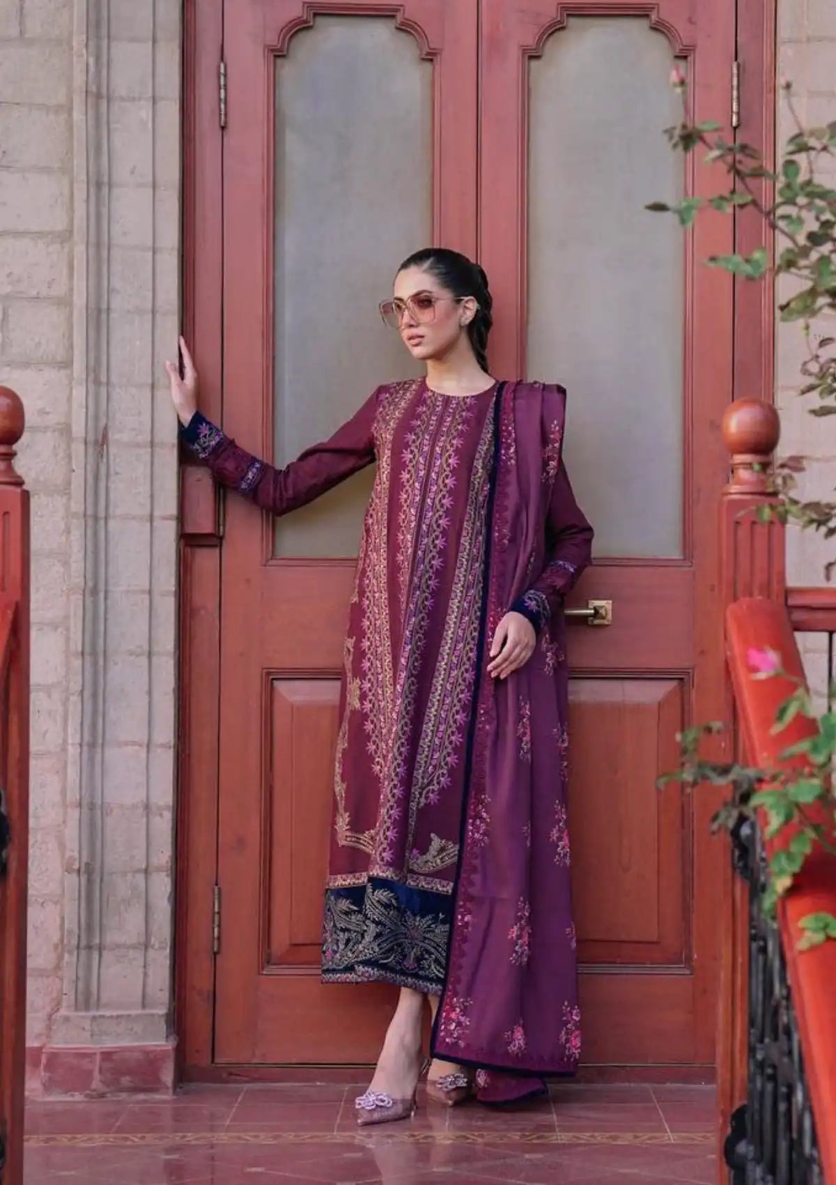 Saira Rizwan Luxury Winter'23 SR-02 ZAYNEM - Mohsin Saeed Fabrics
