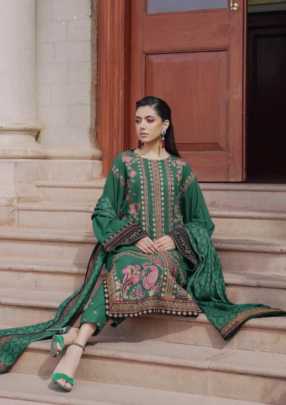 Saira Rizwan Luxury Winter'23 SR-01 ISMAT - Mohsin Saeed Fabrics