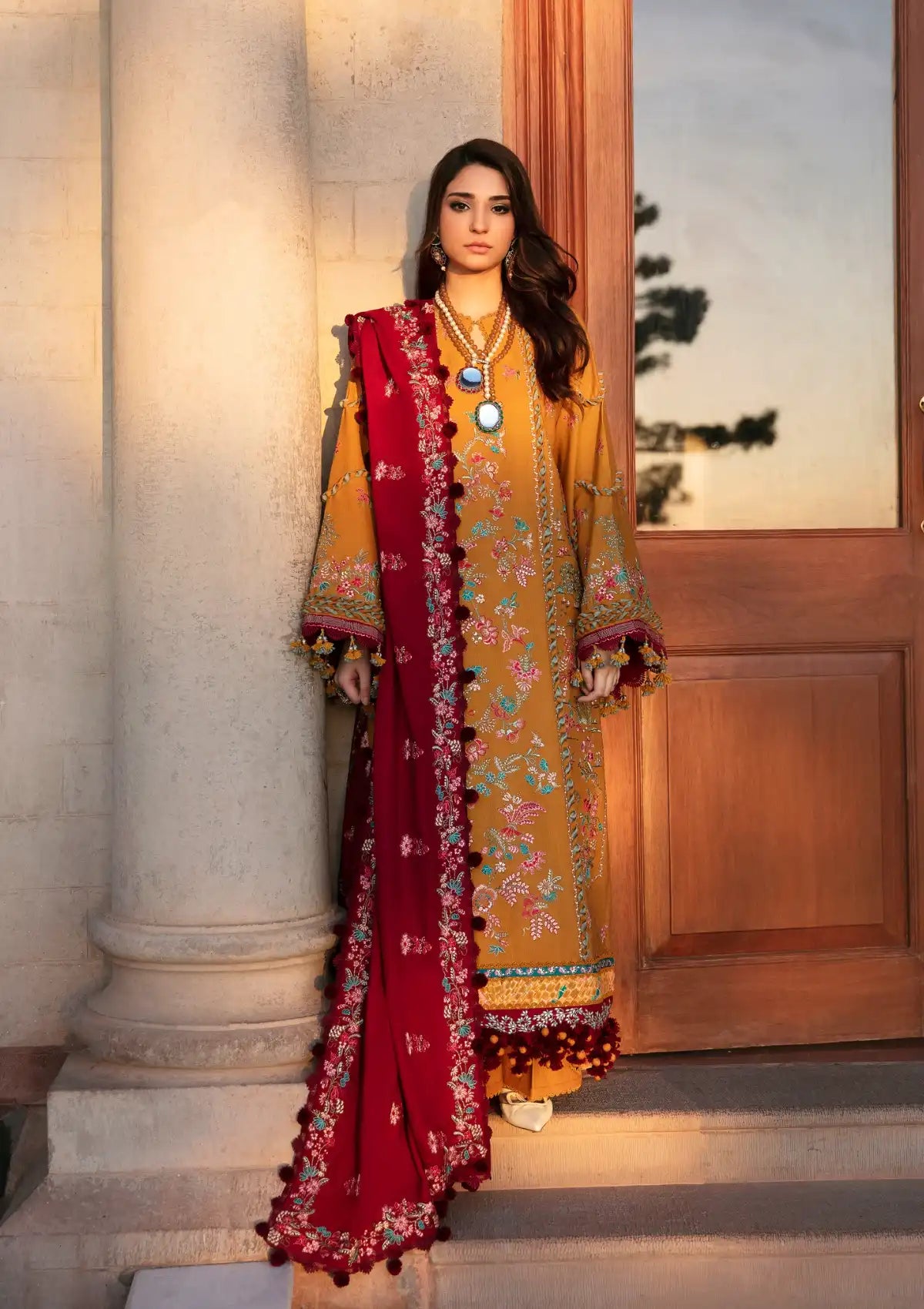 Republic Noemie Autumn Winter'23 D-02B - Mohsin Saeed Fabrics
