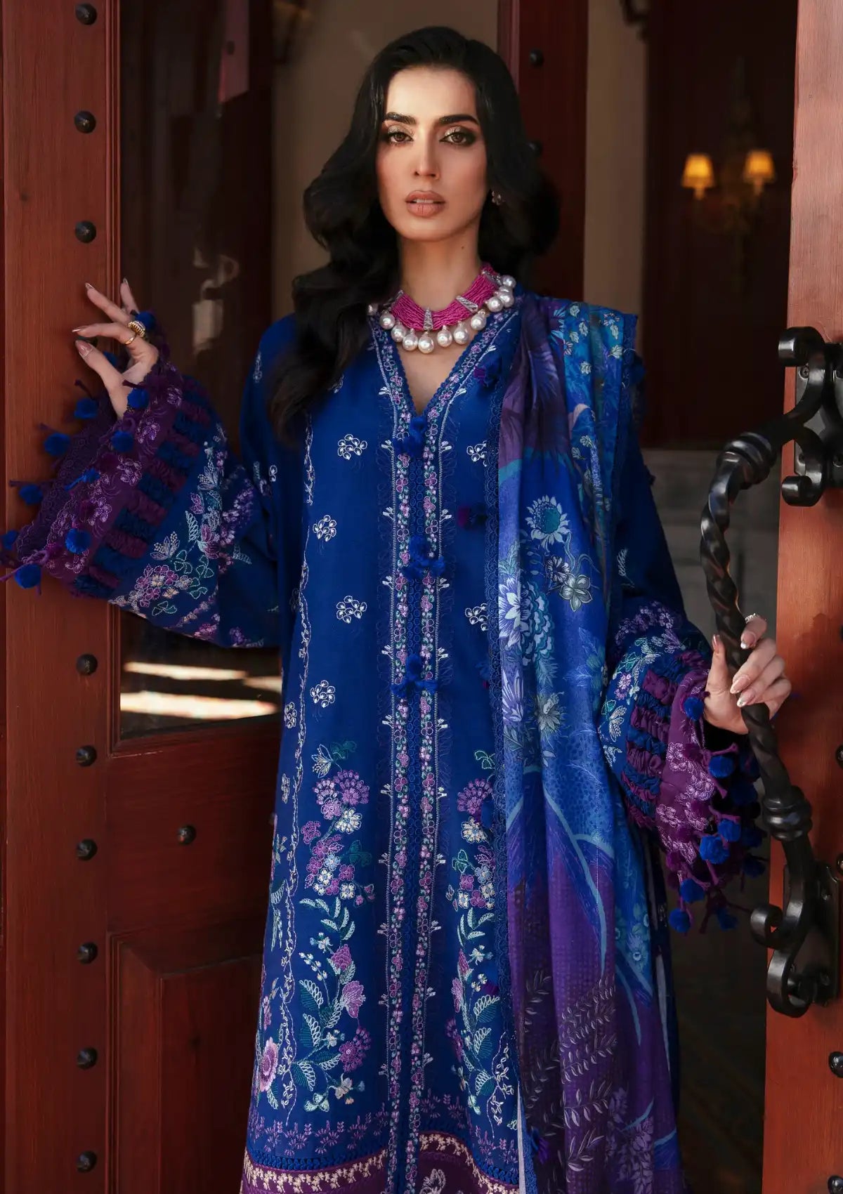 Republic Noemie Autumn Winter'23 D-08A - Mohsin Saeed Fabrics