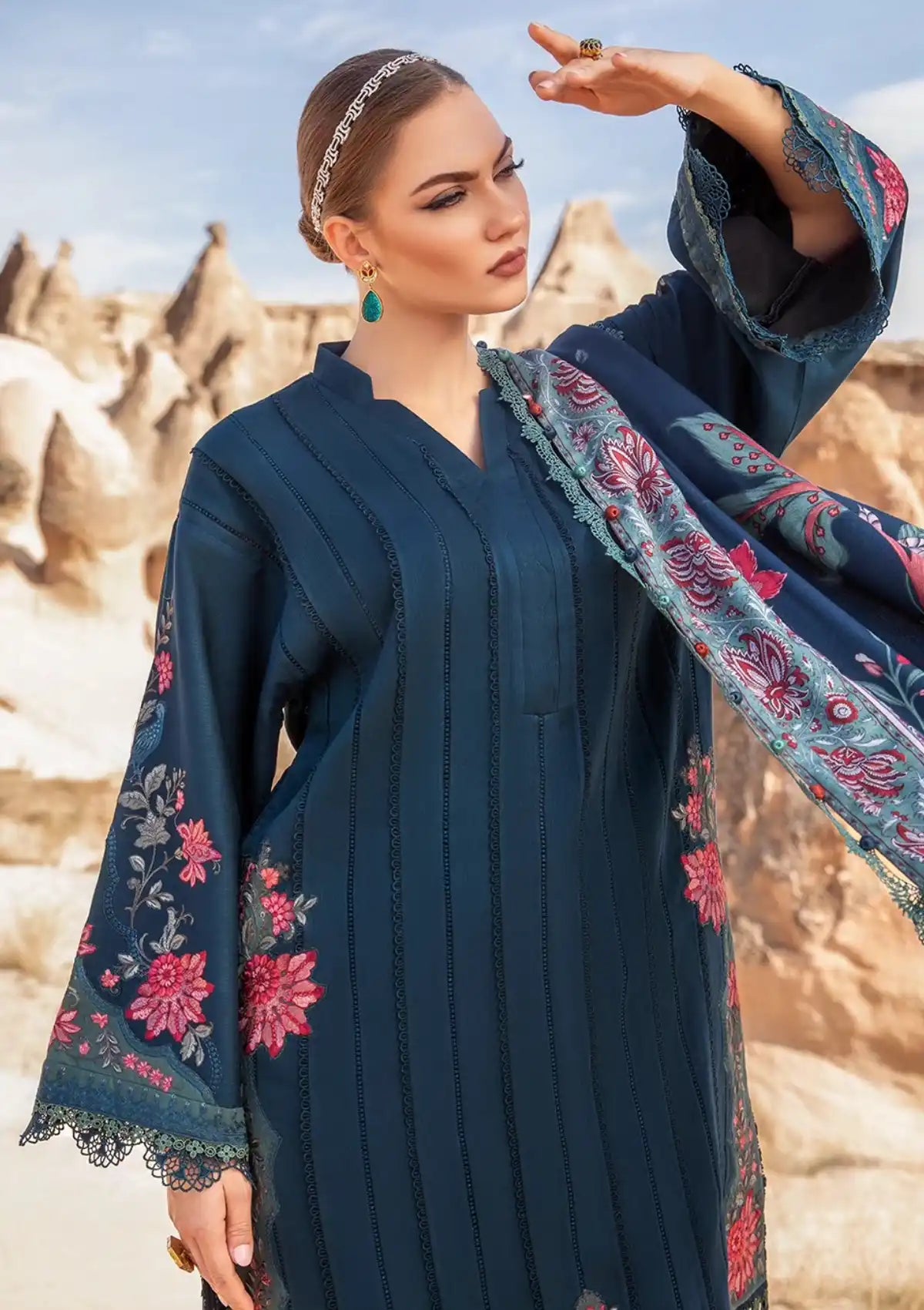Maria.B M.Prints Winter Edition'23 D-05B - Mohsin Saeed Fabrics