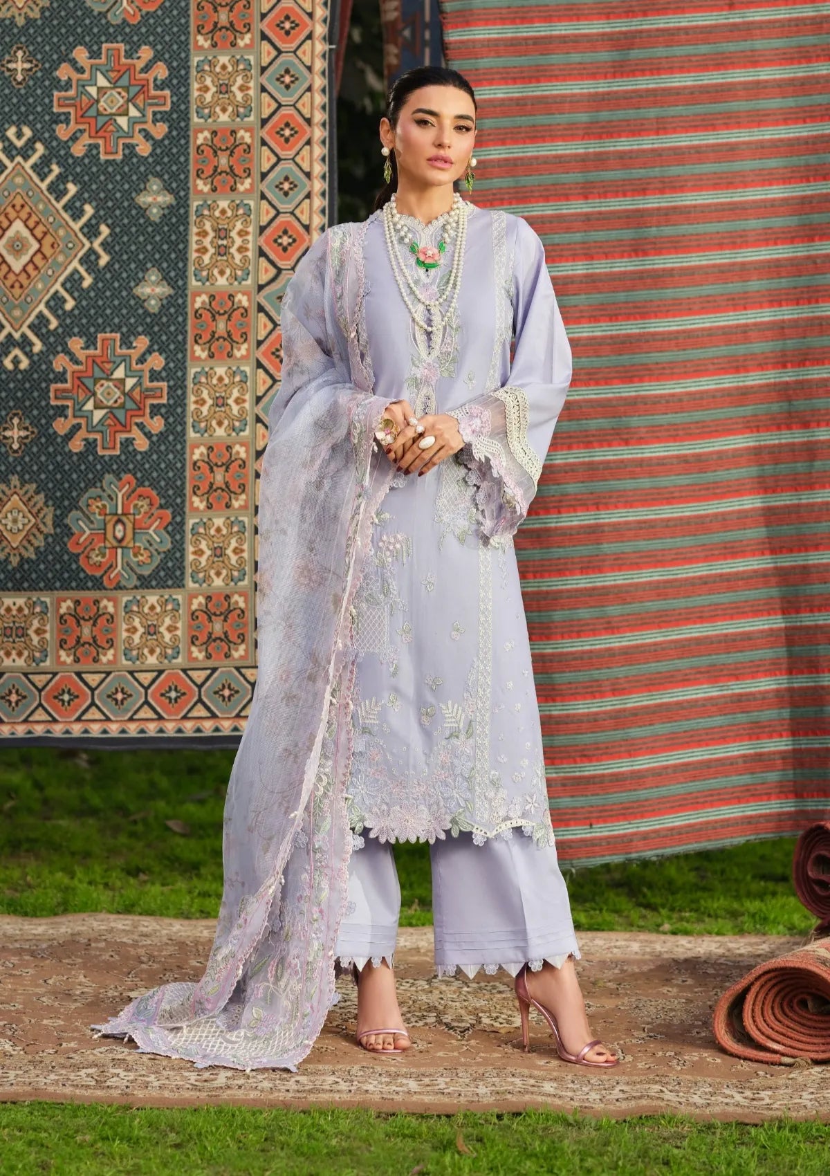 Maryam Hussain Luxury Lawn'26 D-07 Jasmine