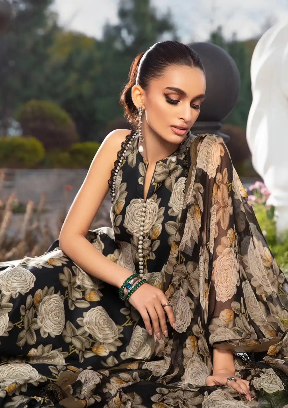 Maria.B M.Prints S/S Lawn'24 D-03B - Mohsin Saeed Fabrics