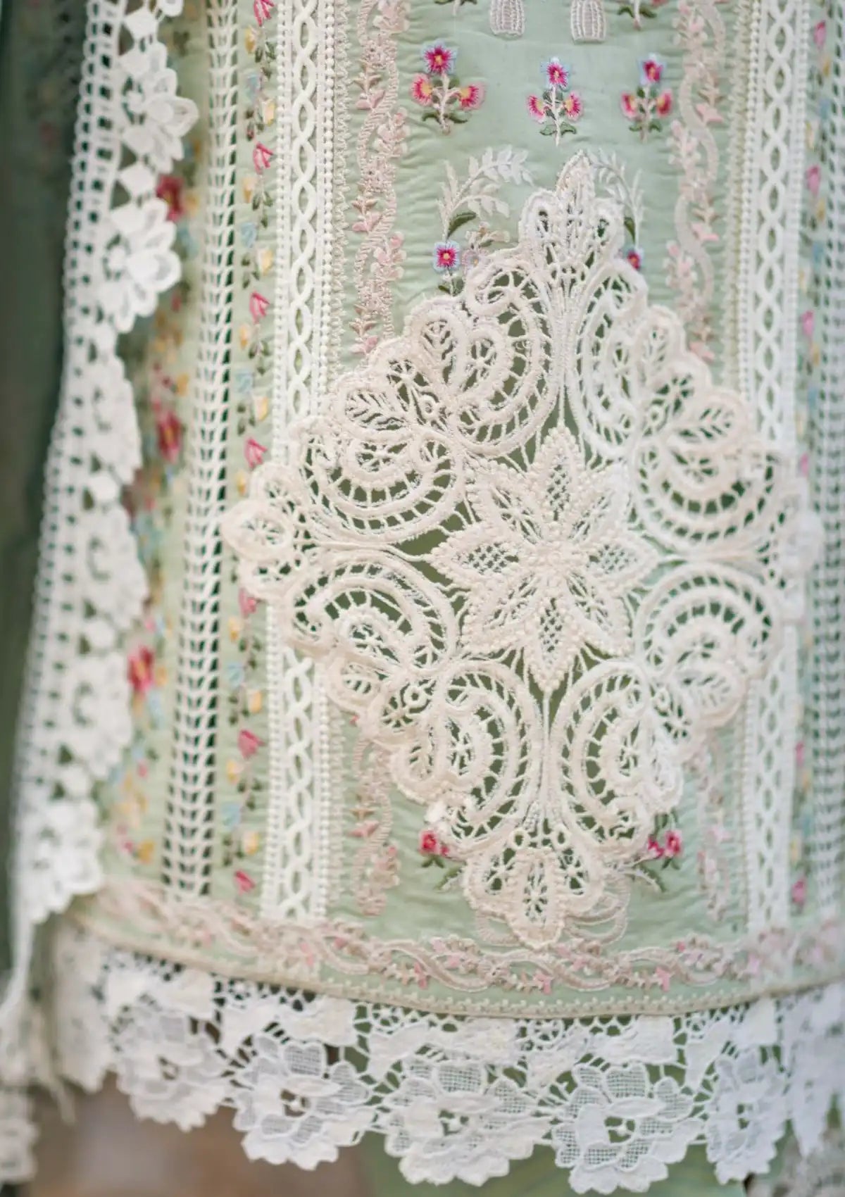 Mushq Te Amo Luxury Lawn'24 MSL-12 Ravenna Romance