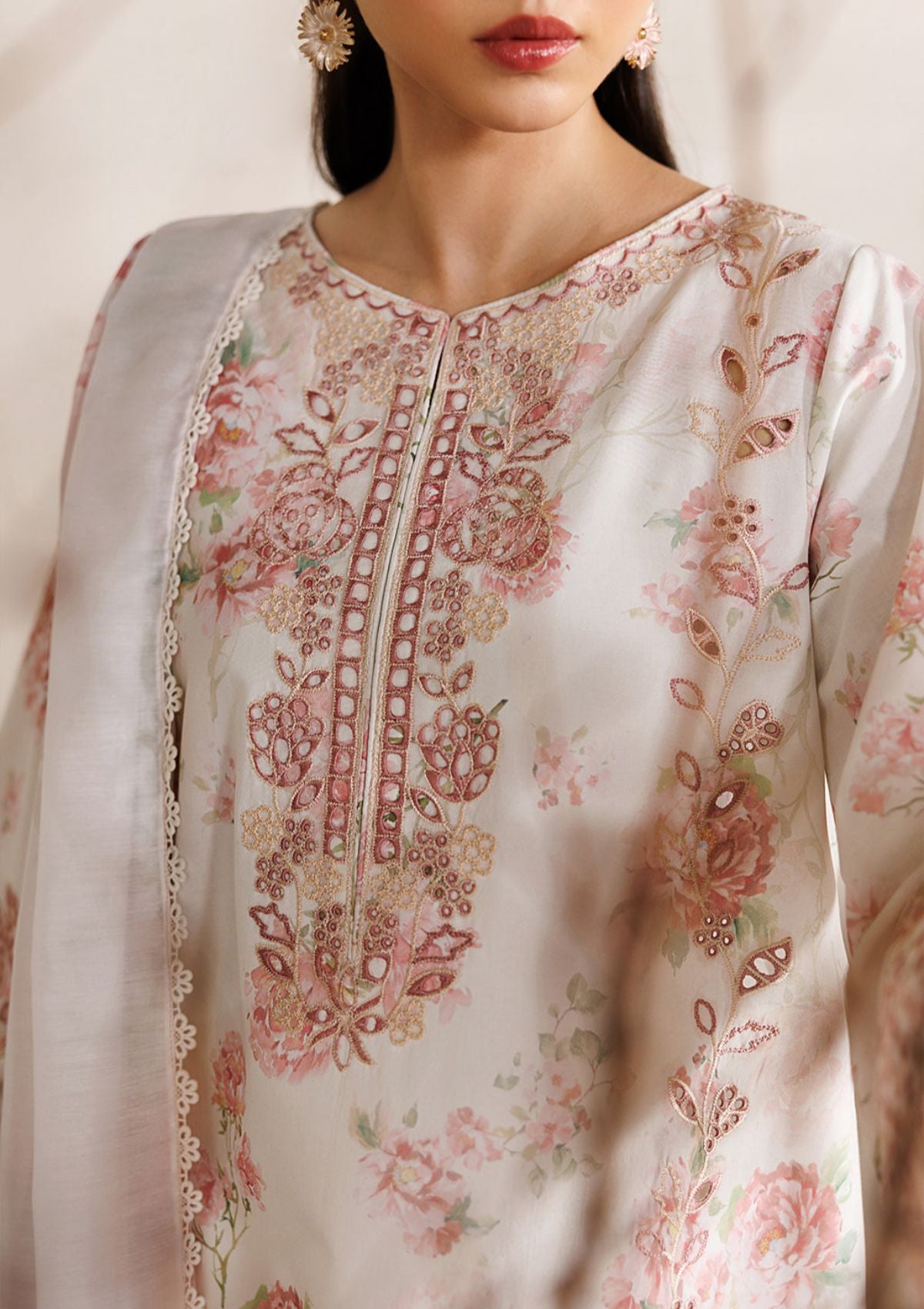 Iznik Festive Lawn'26 IBE-04
