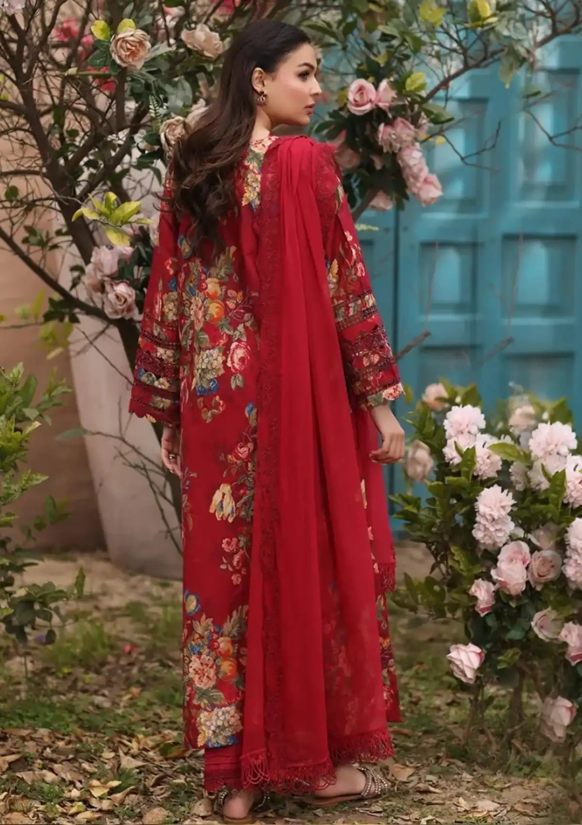 Manara Vintage Flora Lawn'24 SS-08 CARMEN - Mohsin Saeed Fabrics