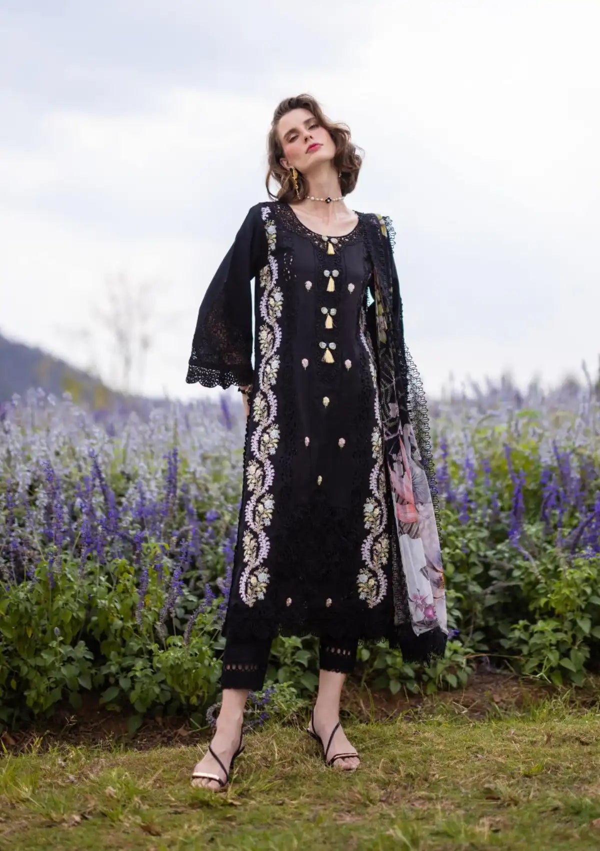 Mushq Hemline The Secret Garden'24 D-03B SWALLOWTAIL - Mohsin Saeed Fabrics