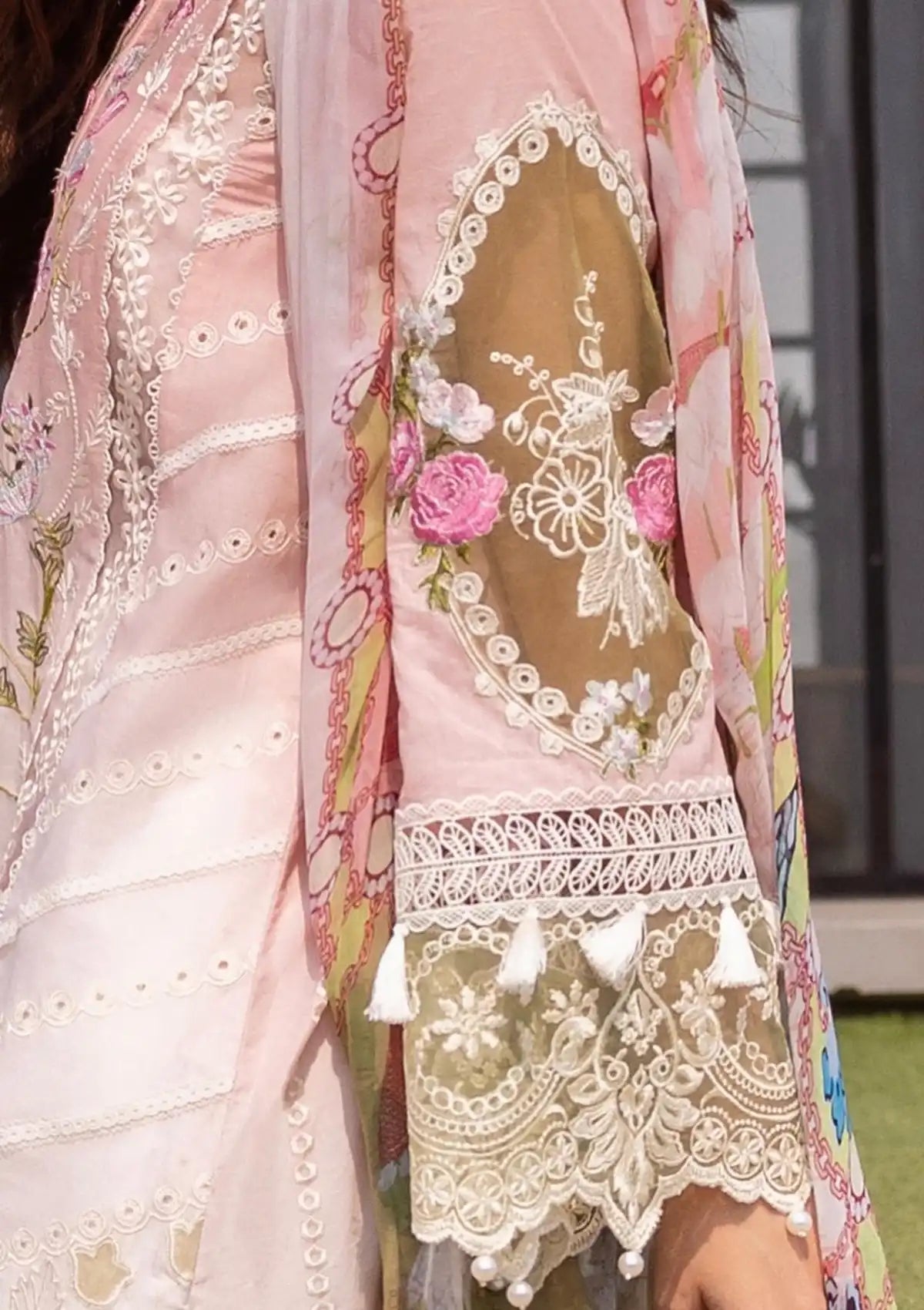 Saira Rizwan Luxury Lawn'24 SRLL-01 LAUREL - Mohsin Saeed Fabrics