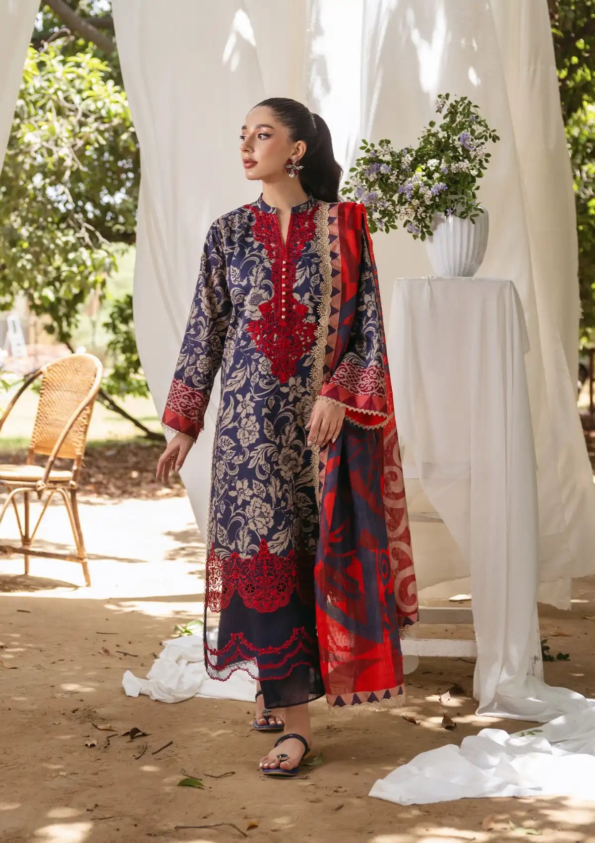 Tahra By Zainab Chottani Lawn'24 D-07A-TAMARA - Mohsin Saeed Fabrics