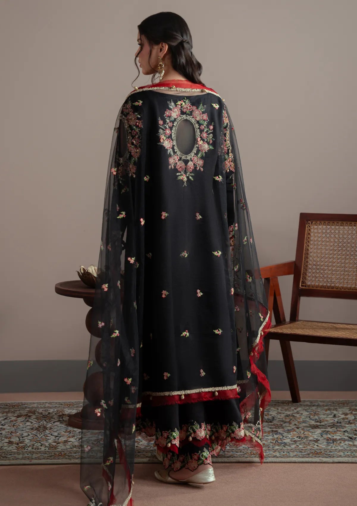 mohsin-saeed-fabrics-designer-daily-wear-formal-and-wedding-suits-within-budget-This-product-is-from-fabiha-fatima-elvin-formal-pret25-d-05-nyra-is-available-on-Mohsin-saeed-fabrics-website.