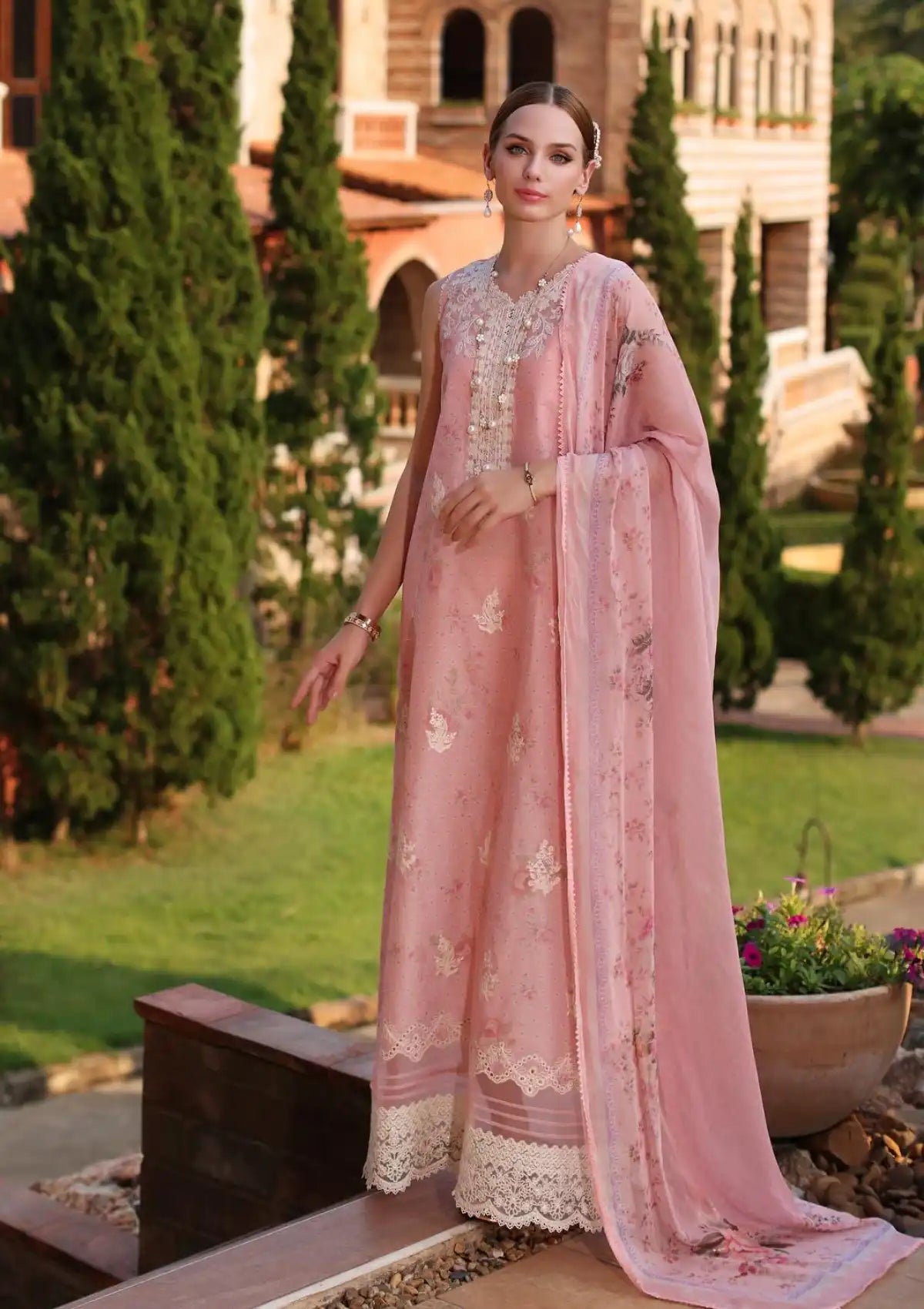 Noor by Saadia Asad Eid Luxe Printkari'24 D-07