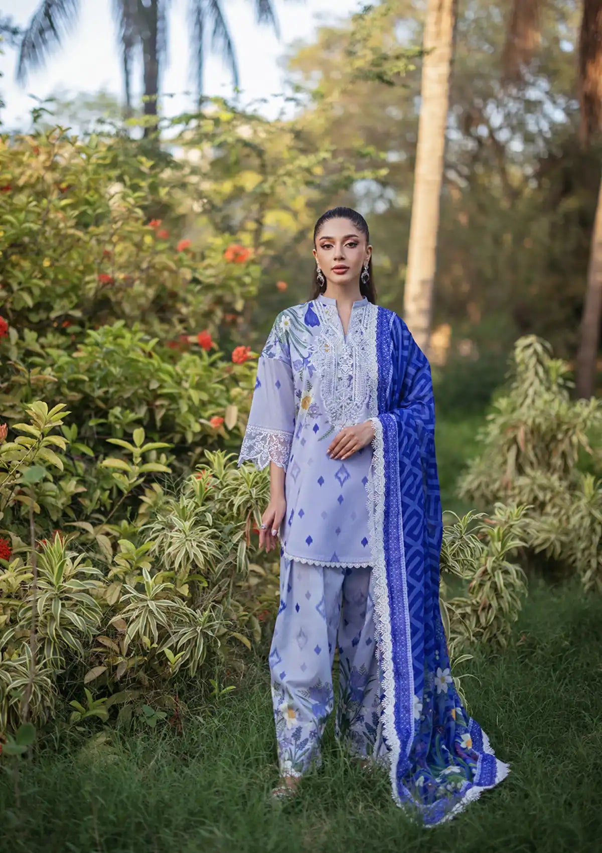 Tahra By Zainab Chottani Lawn'24 D-06A-RAHA - Mohsin Saeed Fabrics