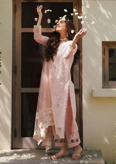 Manara Luxury Lawn'24 ML-02 PRIMROSE - Mohsin Saeed Fabrics