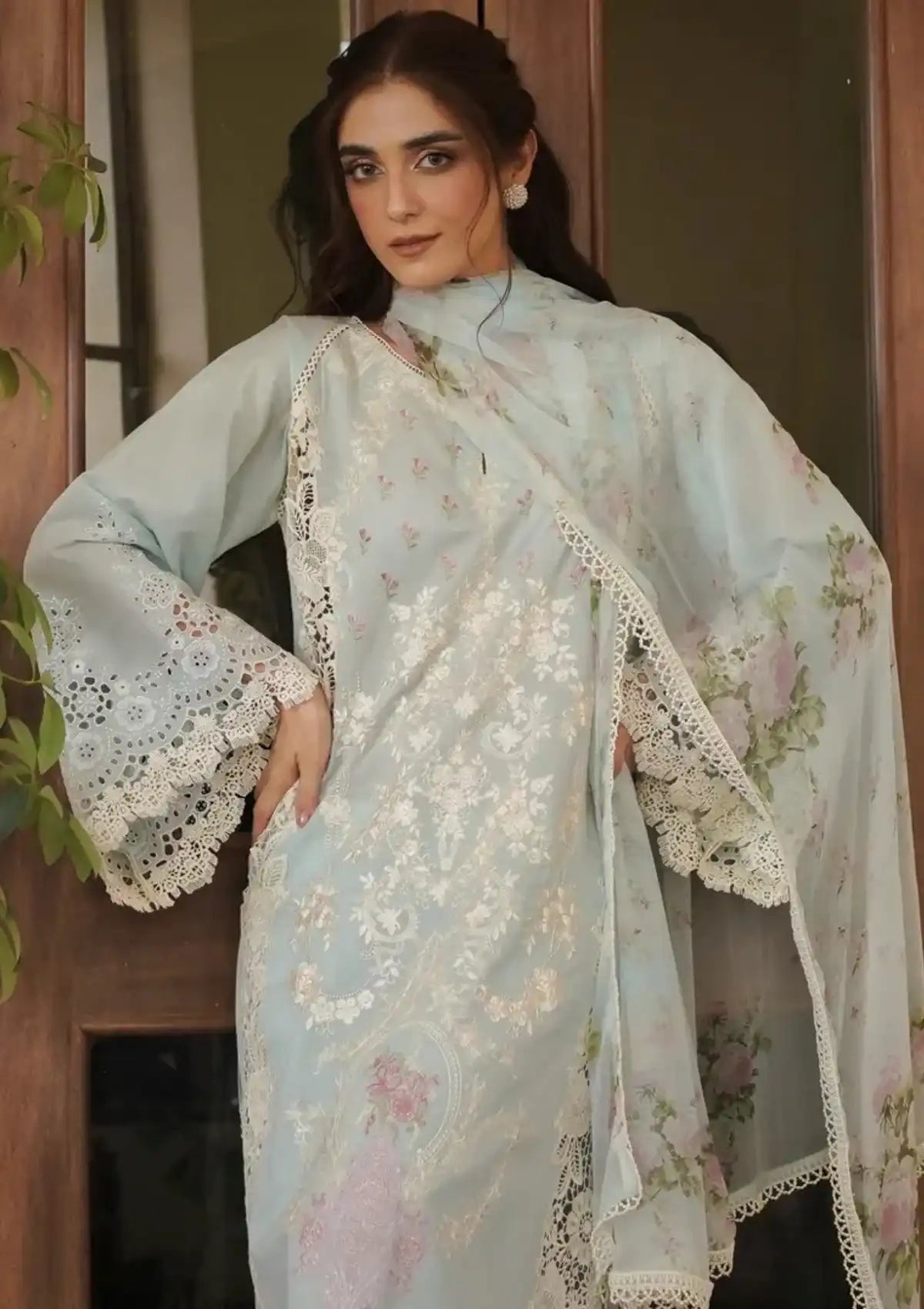 Manara Luxury Lawn'24 ML-10 PARISHAY - Mohsin Saeed Fabrics