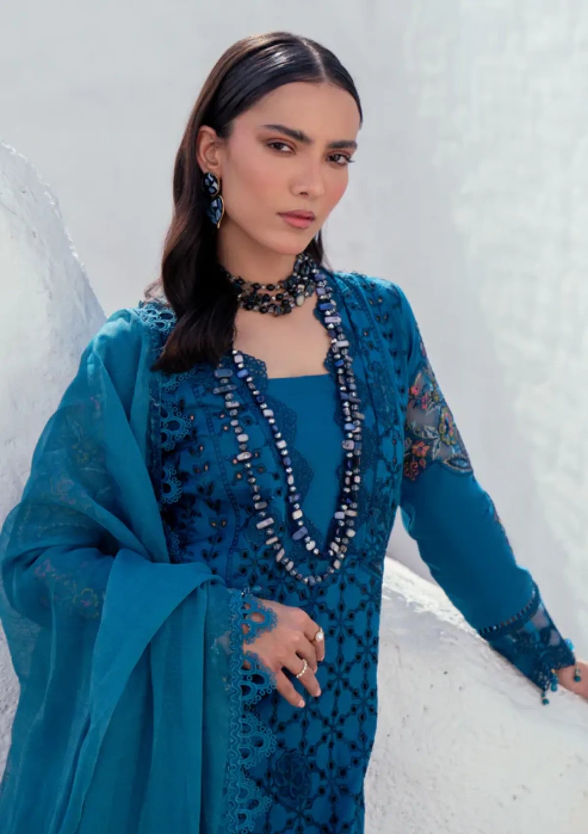 mohsin-saeed-fabrics-designer-daily-wear-formal-and-wedding-suits-within-budget-This-product-is-from-zebtan-anaya-lawn25-za-04-is-available-on-Mohsin-saeed-fabrics-website.