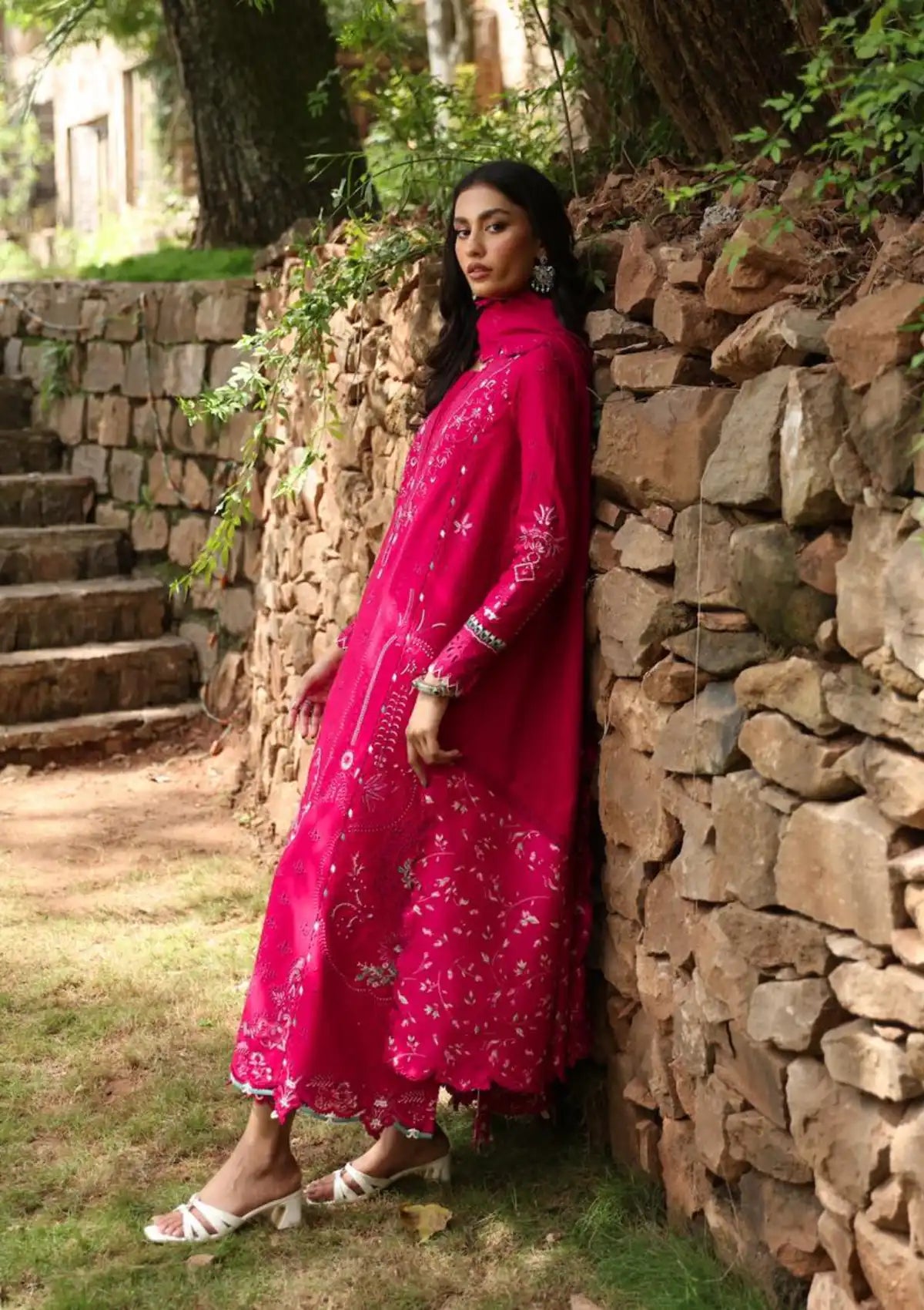 Qalamkar Qlinekari Linen'24 LM-13 TARA