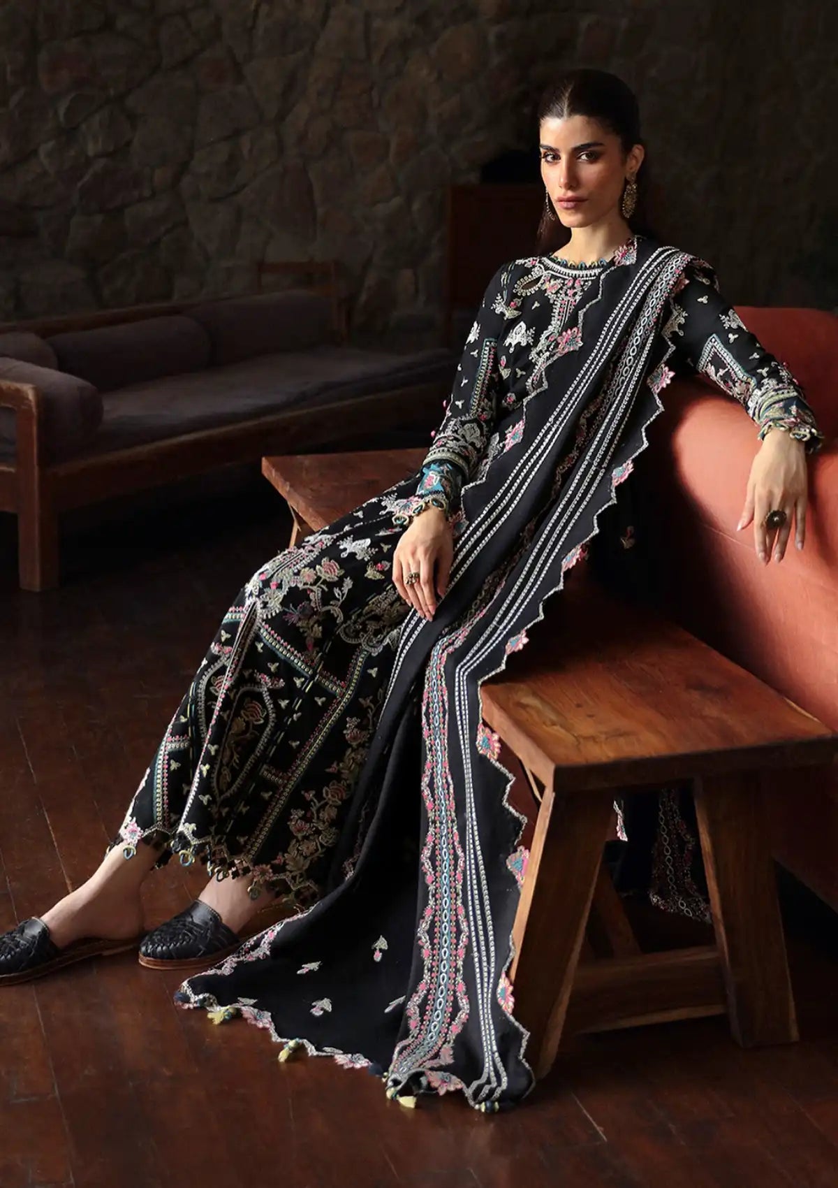 Qalamkar Qlinekari Linen'24 LM-02 RIA