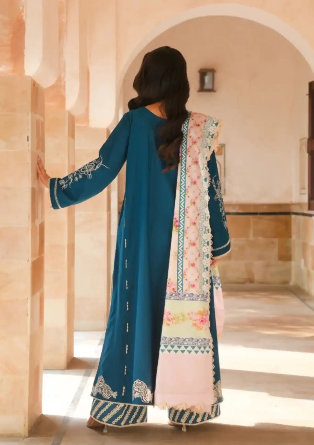 Manara Vintage Karandi Fall'24 VK-04 ROHA