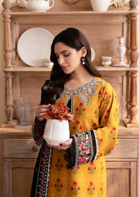 Mahnur Leila Winter'24 Marigold