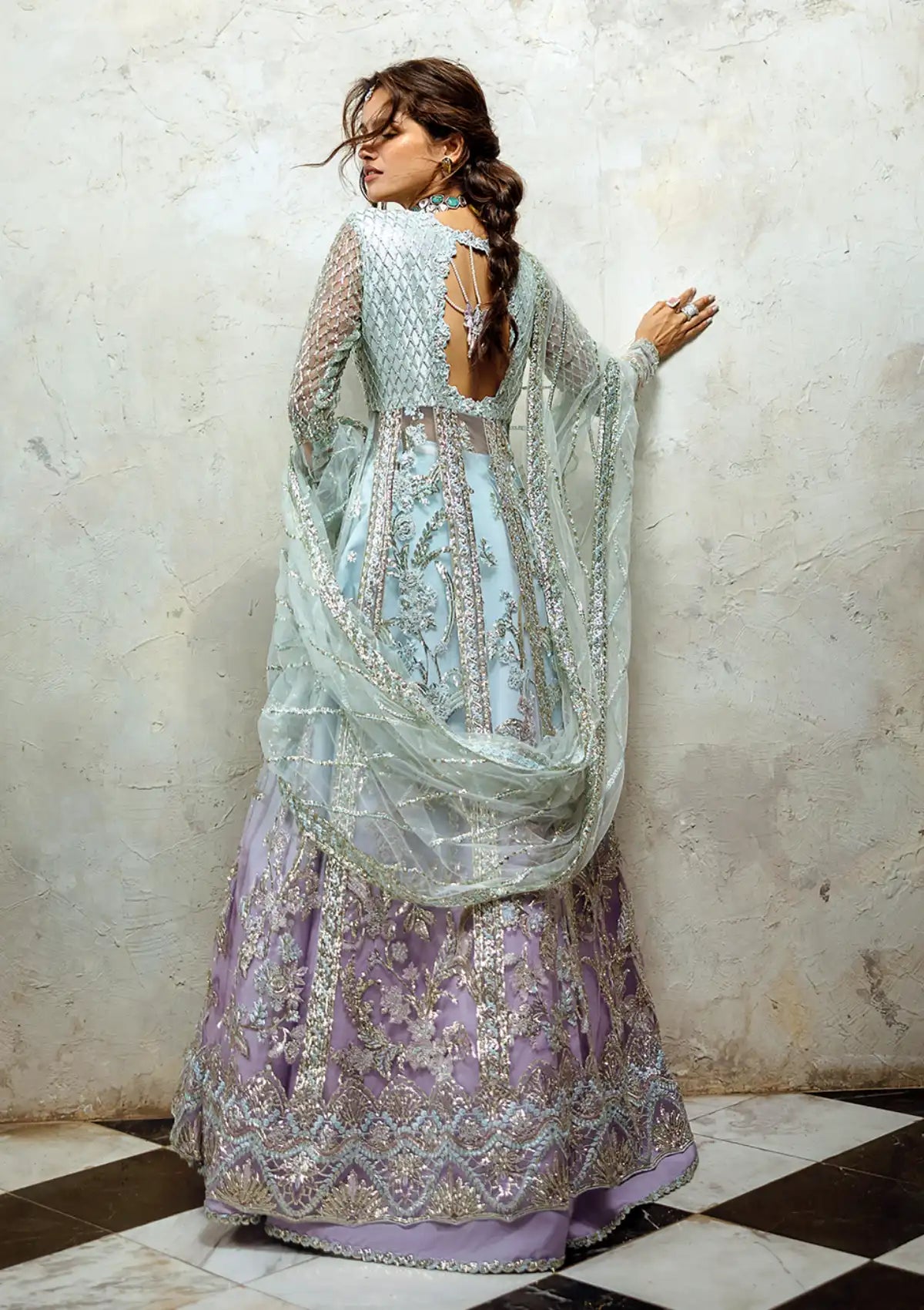 Mushq Stardust Wedding'25 D-08 Silver Screen
