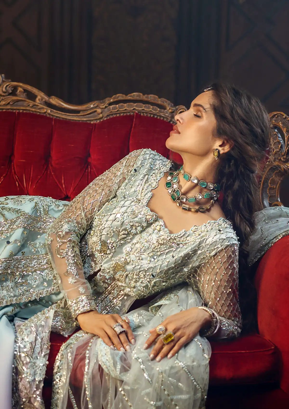 Mushq Stardust Wedding'25 D-08 Silver Screen