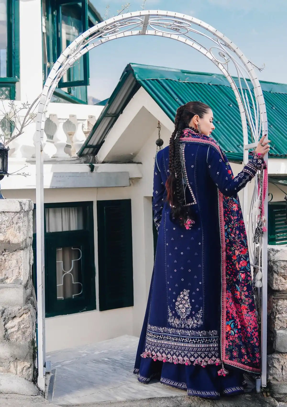 Hussain Rehar Winter Shawl'24 BARQ