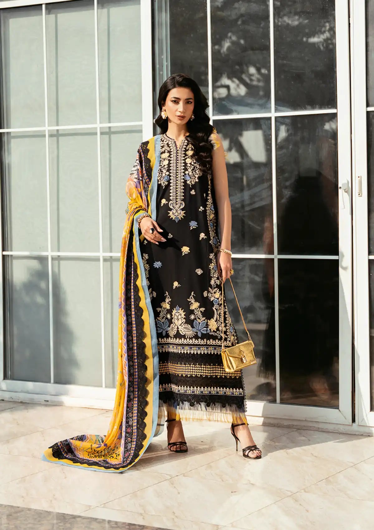 mohsin-saeed-fabrics-is-selling-online-and-in stores-Luxury-daily-wear-wedding-wear-formal-wear-in-budgeted-price-This-product-is-from-bin-ilyas-kayra-summer-edit25-d-317a-is-available-on-Mohsin-saeed-fabrics-website.