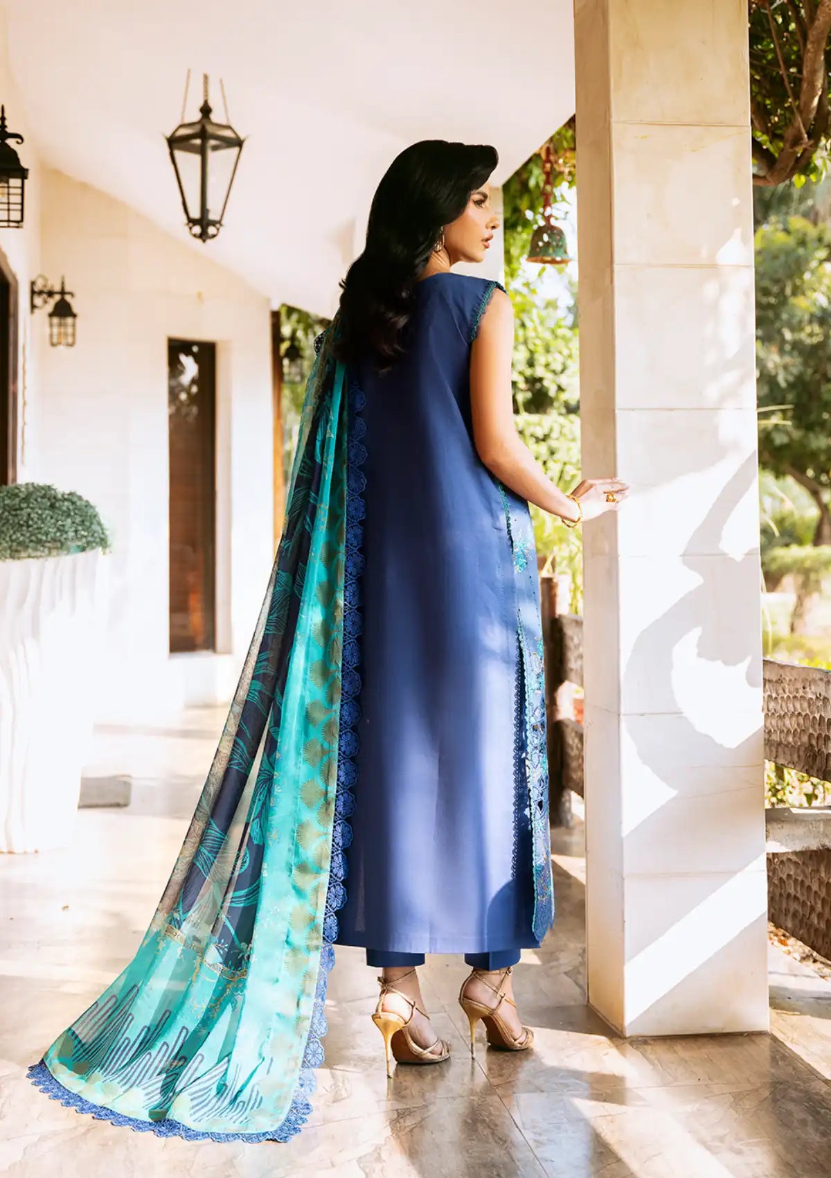mohsin-saeed-fabrics-is-selling-online-and-in stores-Luxury-daily-wear-wedding-wear-formal-wear-in-budgeted-price-This-product-is-from-bin-ilyas-kayra-summer-edit25-d-315a-is-available-on-Mohsin-saeed-fabrics-website.