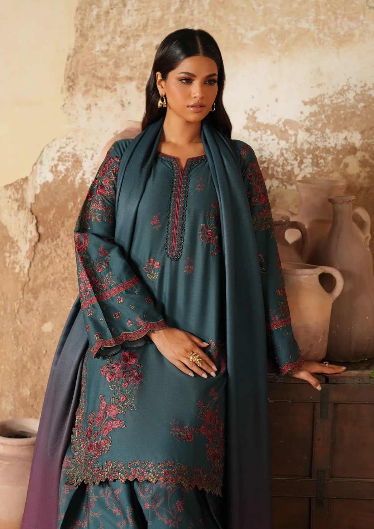 Iznik Pre-Fall'25 IPF-01