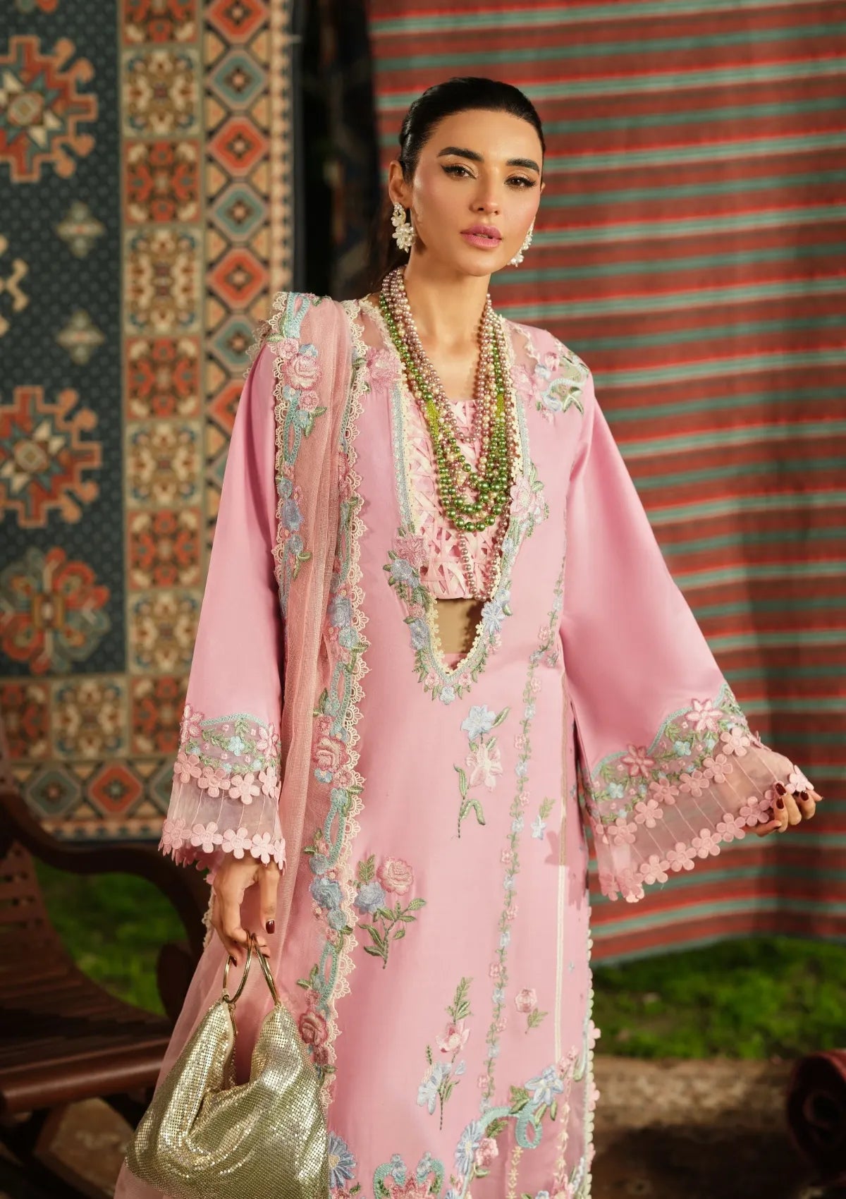 Maryam Hussain Luxury Lawn'26 D-08 Aesaar
