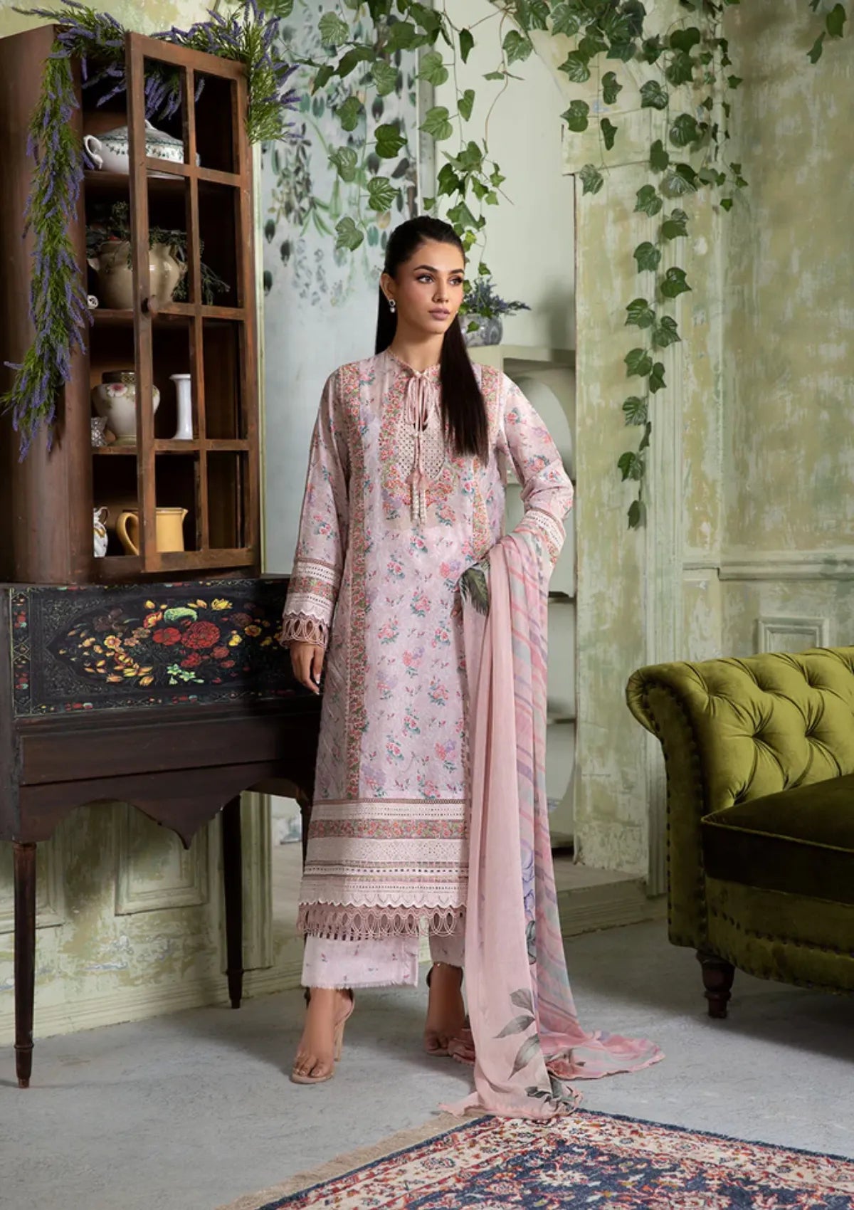 mohsin-saeed-fabrics-is-selling-online-and-in stores-Luxury-daily-wear-wedding-wear-formal-wear-in-budgeted-price-This-product-is-from-sobia-nazir-vital-vol-2-lawn25-d-4a-is-available-on-Mohsin-saeed-fabrics-website.