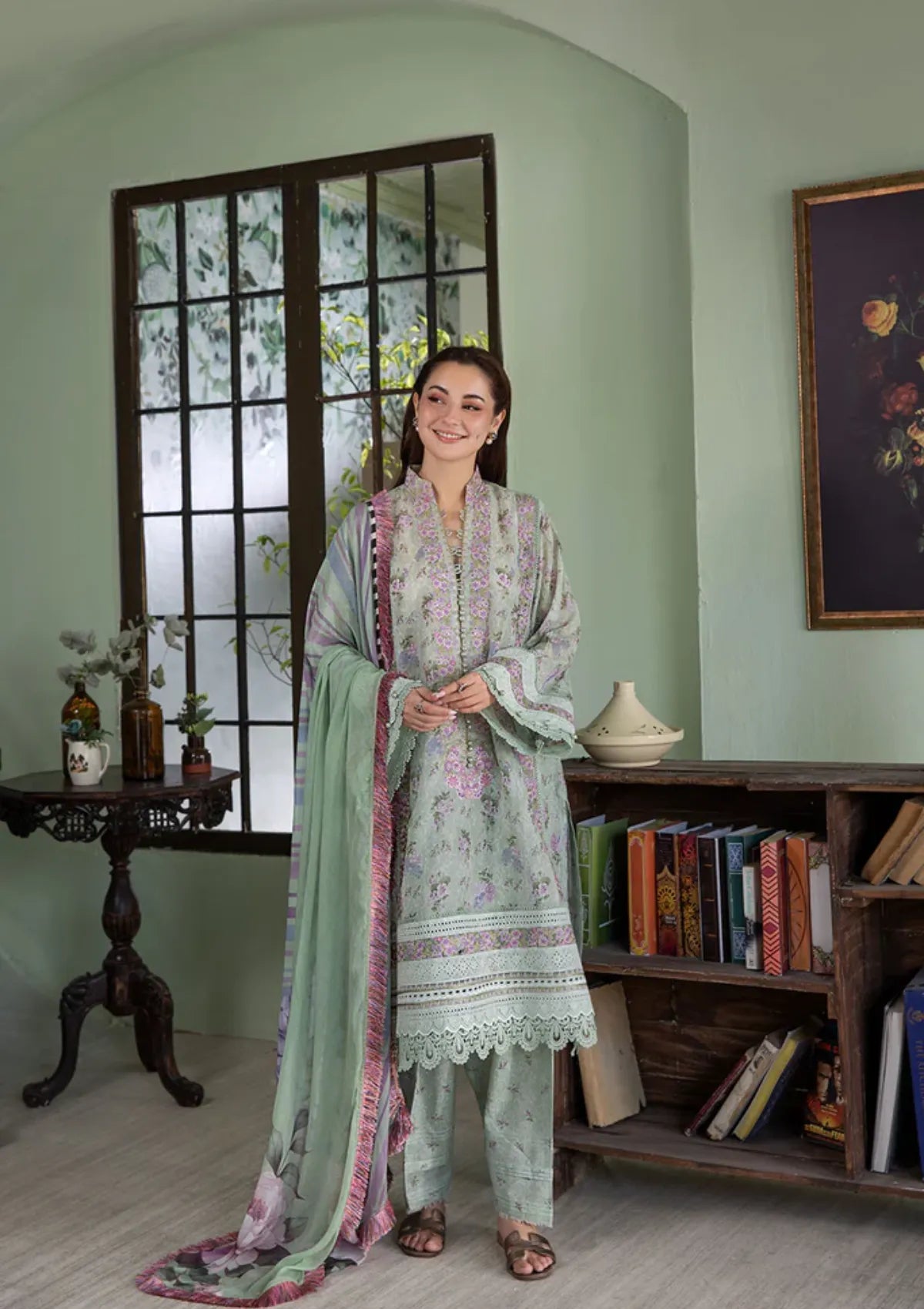 mohsin-saeed-fabrics-is-selling-online-and-in stores-Luxury-daily-wear-wedding-wear-formal-wear-in-budgeted-price-This-product-is-from-sobia-nazir-vital-vol-2-lawn25-d-4b-is-available-on-Mohsin-saeed-fabrics-website.