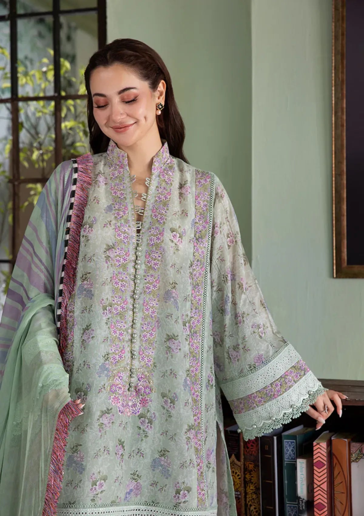 mohsin-saeed-fabrics-is-selling-online-and-in stores-Luxury-daily-wear-wedding-wear-formal-wear-in-budgeted-price-This-product-is-from-sobia-nazir-vital-vol-2-lawn25-d-4b-is-available-on-Mohsin-saeed-fabrics-website.