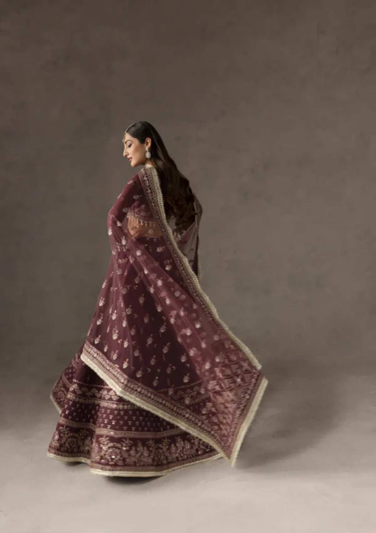 mohsin-saeed-fabrics-designer-daily-wear-formal-and-wedding-suits-within-budget-This-product-is-from-imran-ramzan-elysee25-iris-di-viola-is-available-on-Mohsin-saeed-fabrics-website.