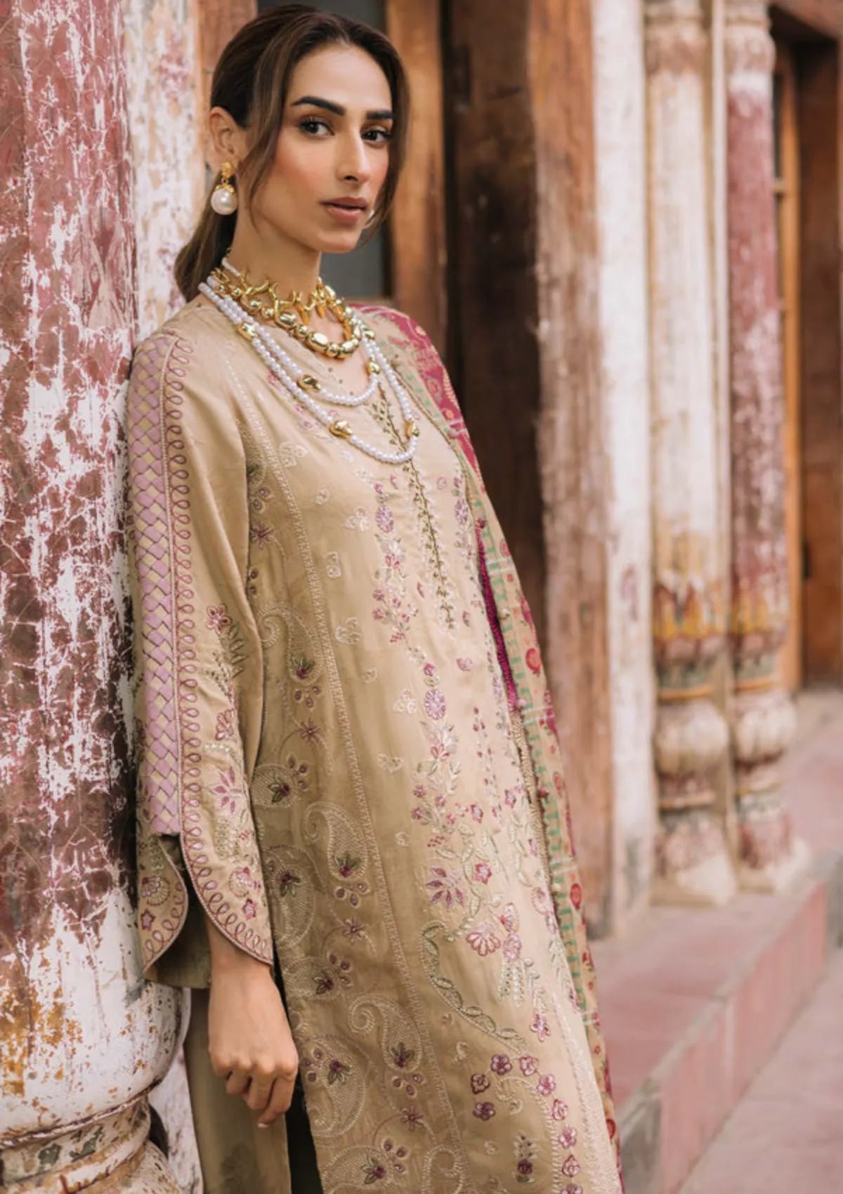 mohsin-saeed-fabrics-luxury-fashion-collection-daily-wear-wedding-and-formal-in-budget-This-product-is-from-nureh-maya-linen25-nw-101-is-available-on-Mohsin-saeed-fabrics-website.
